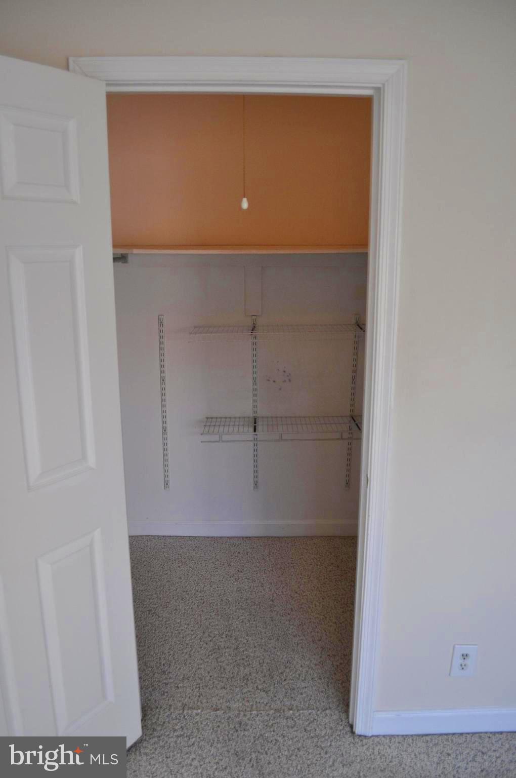 EASTPORT - Residential Lease