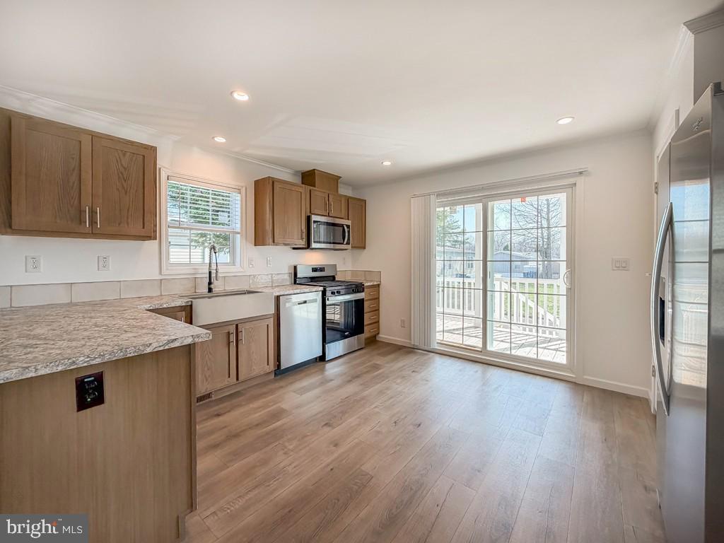 PENNWOOD CROSSING - Residential