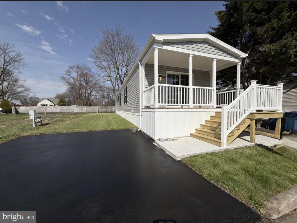 PENNWOOD CROSSING - Residential