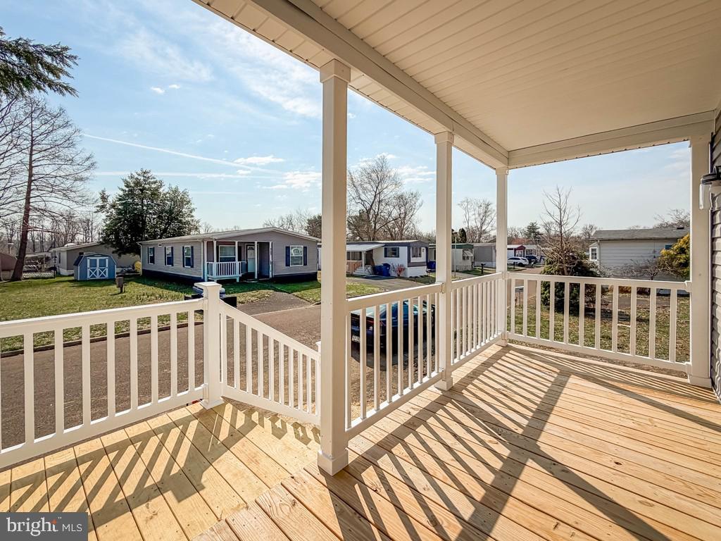 PENNWOOD CROSSING - Residential