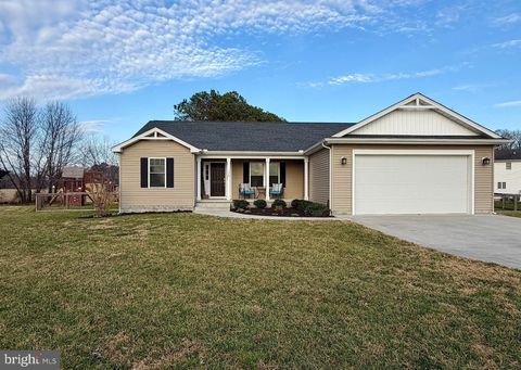 178 CATTLE DRIVE FELTON DE 19943