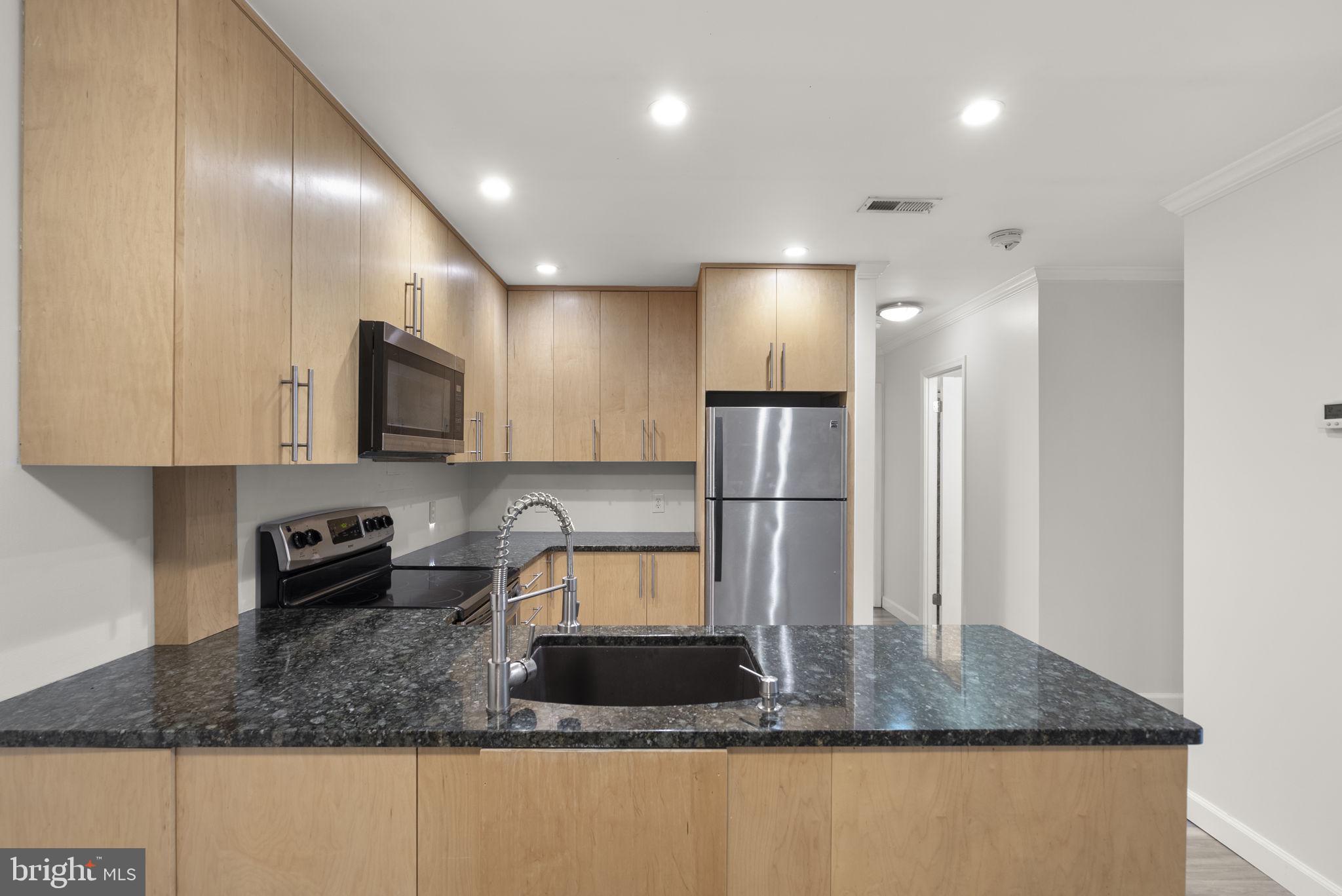 FLOWER HILL - Residential