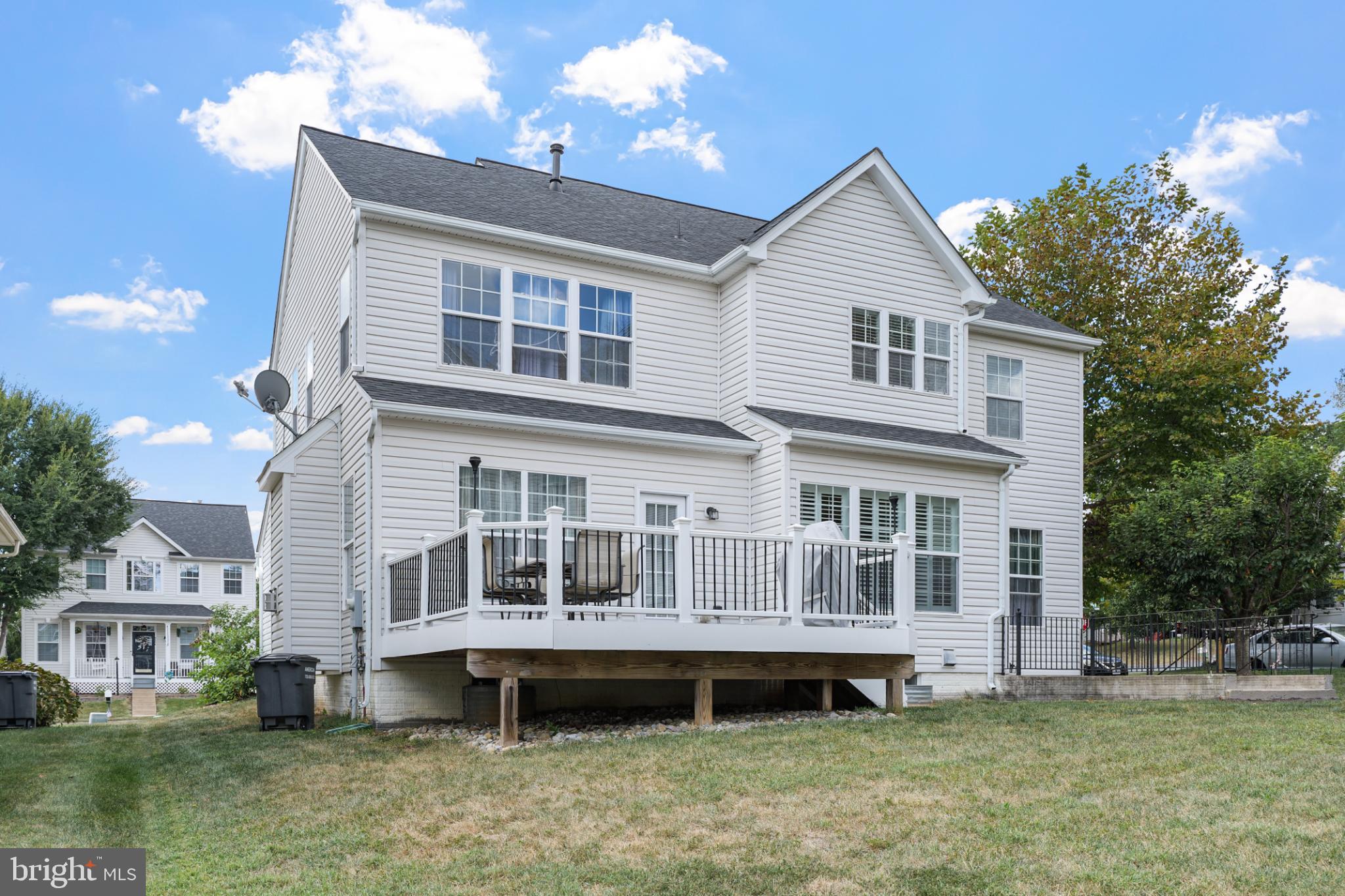 MEADOWS AT MORRIS FARM - Residential