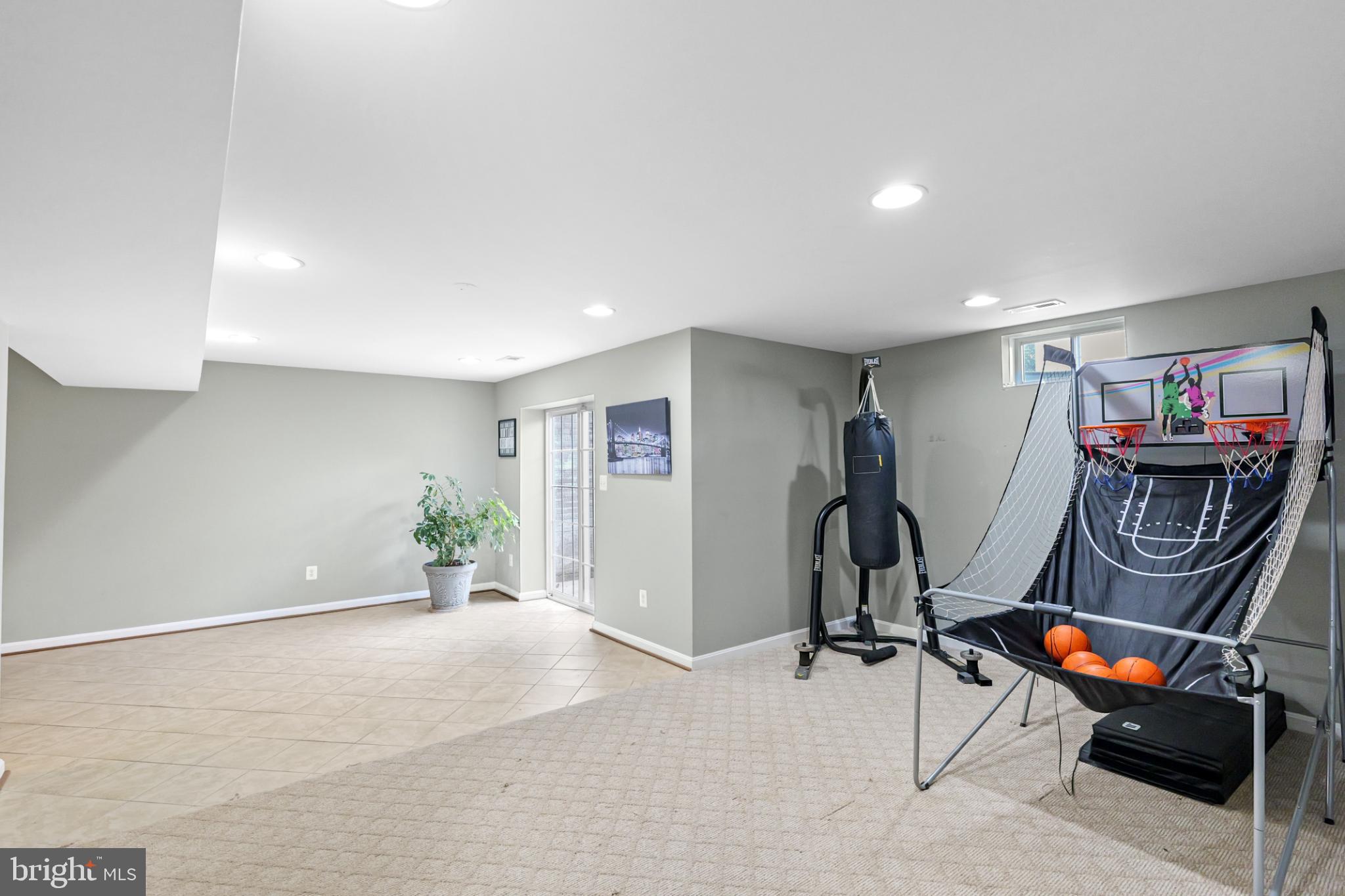 MEADOWS AT MORRIS FARM - Residential