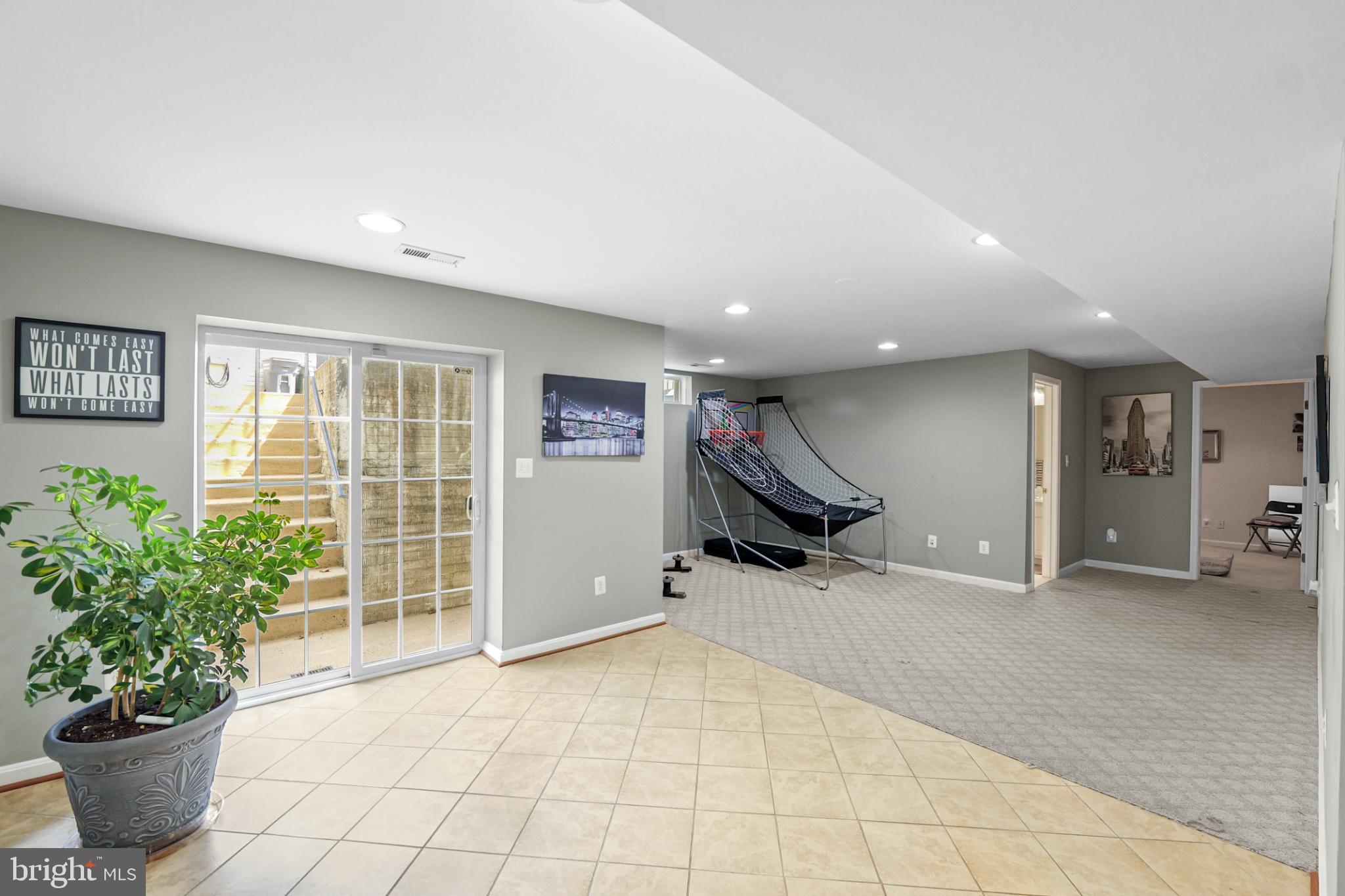 MEADOWS AT MORRIS FARM - Residential