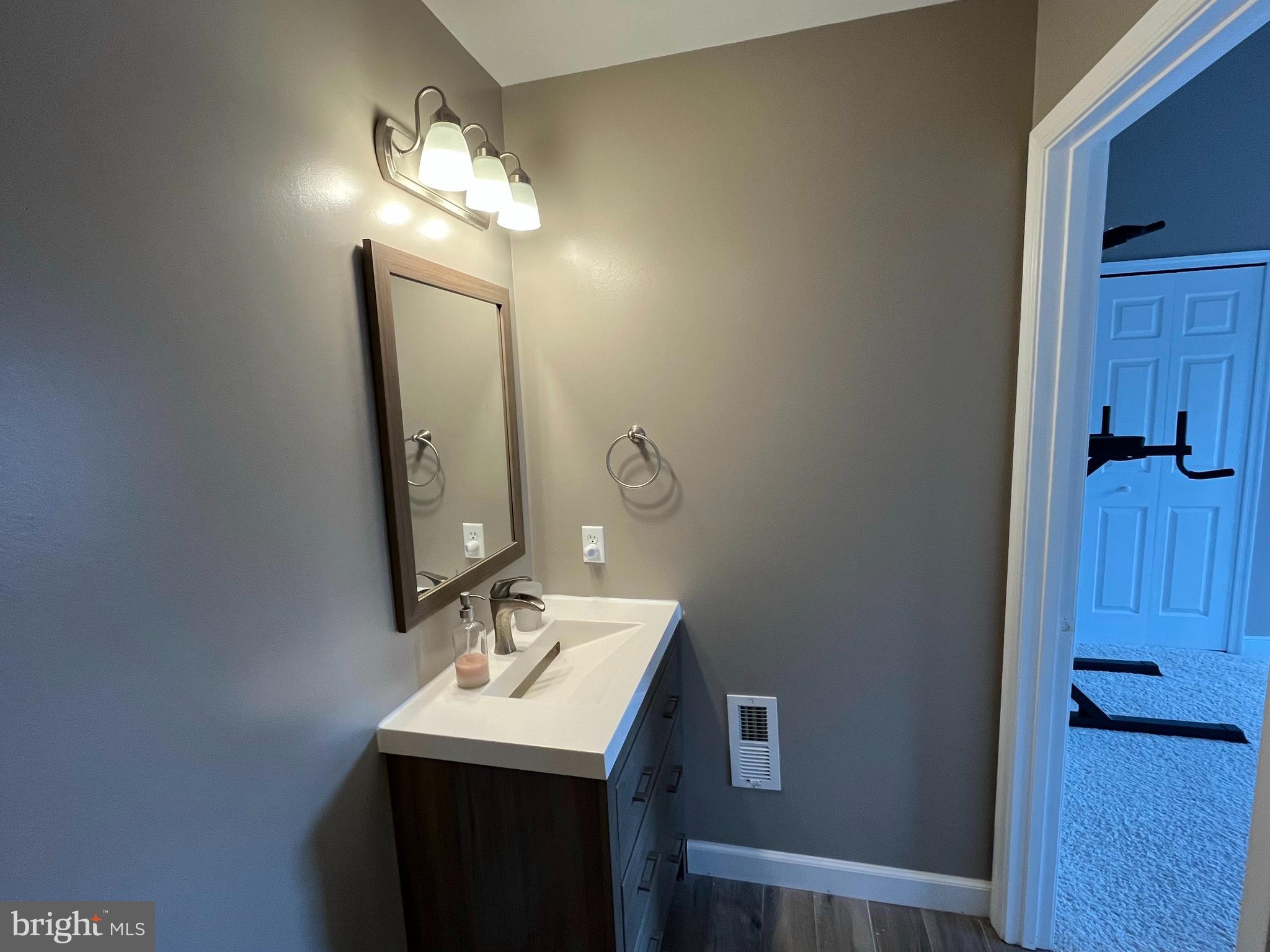 CHATHAM LANDING - Residential Lease