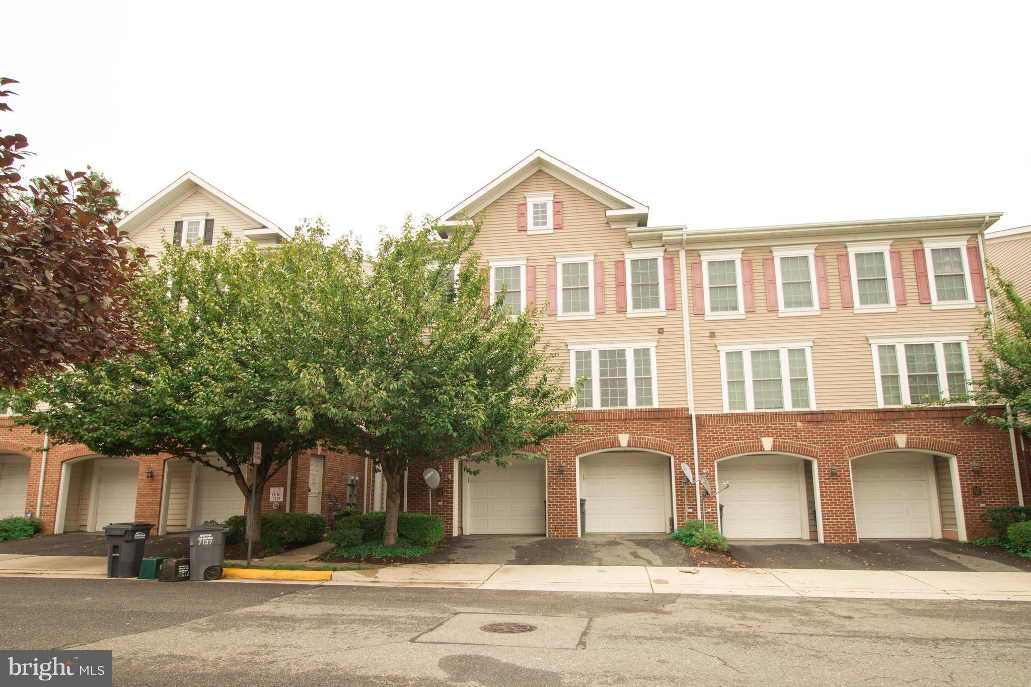 GROVETON WOODS - Residential Lease