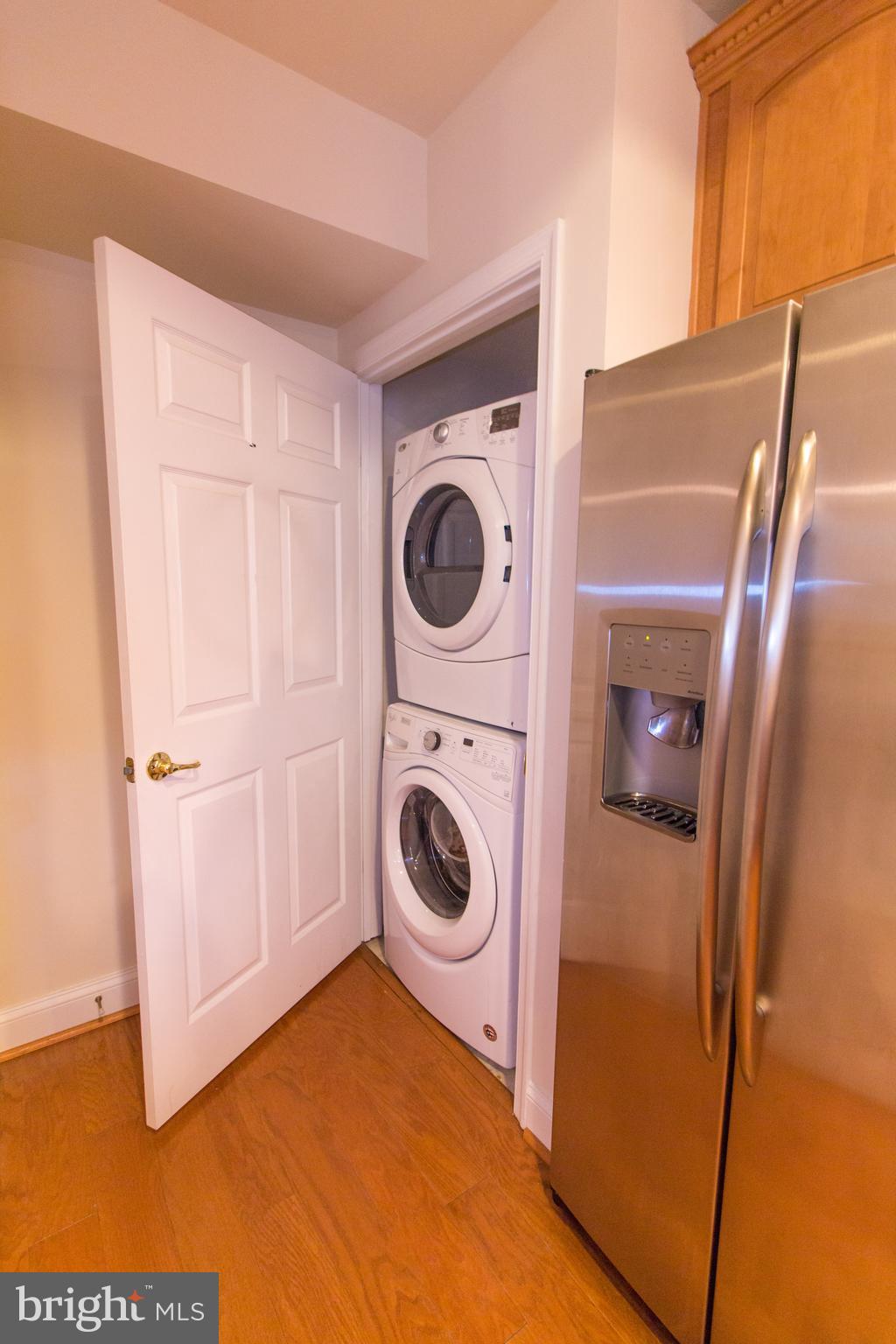 GROVETON WOODS - Residential Lease