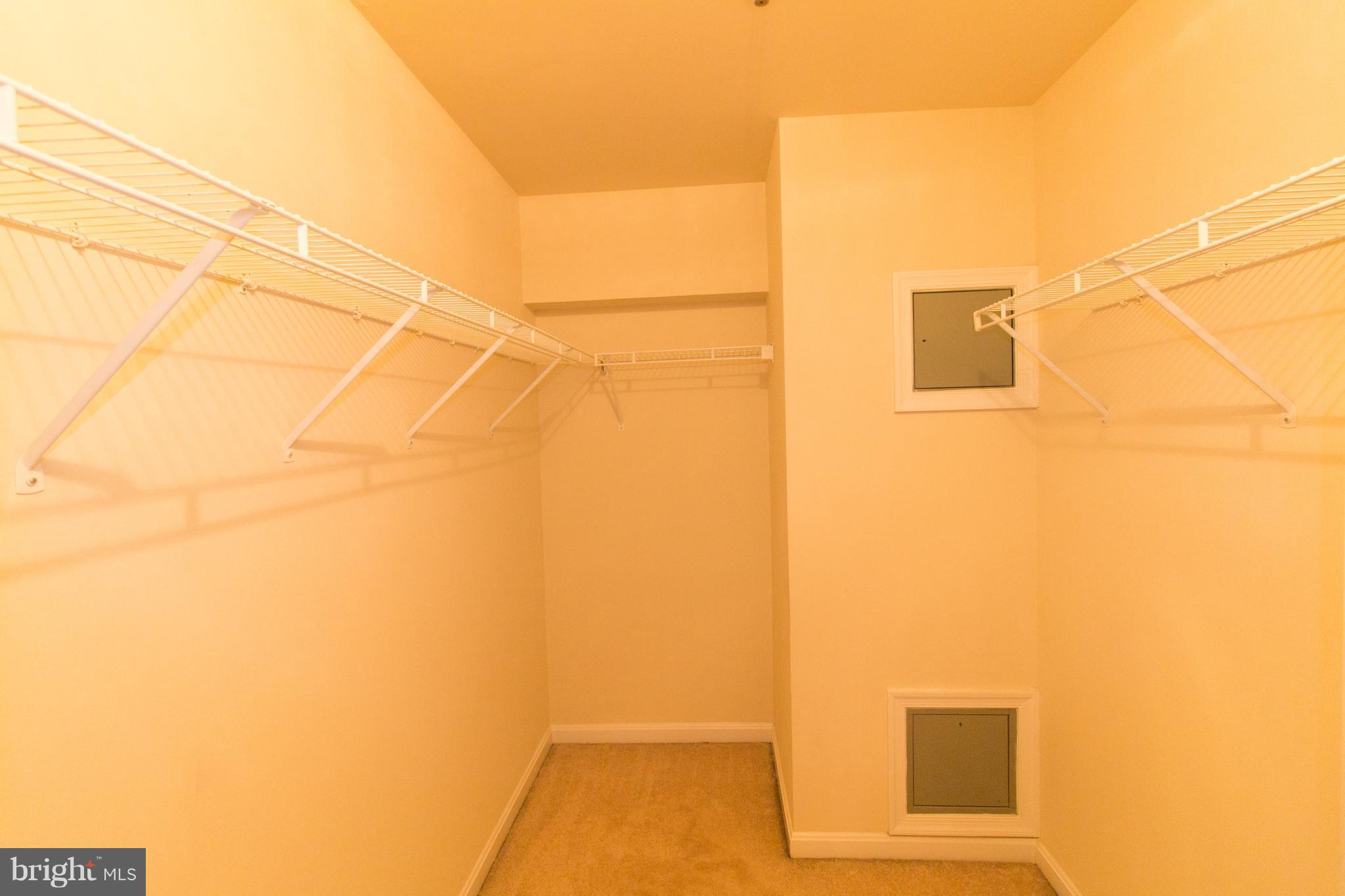 GROVETON WOODS - Residential Lease