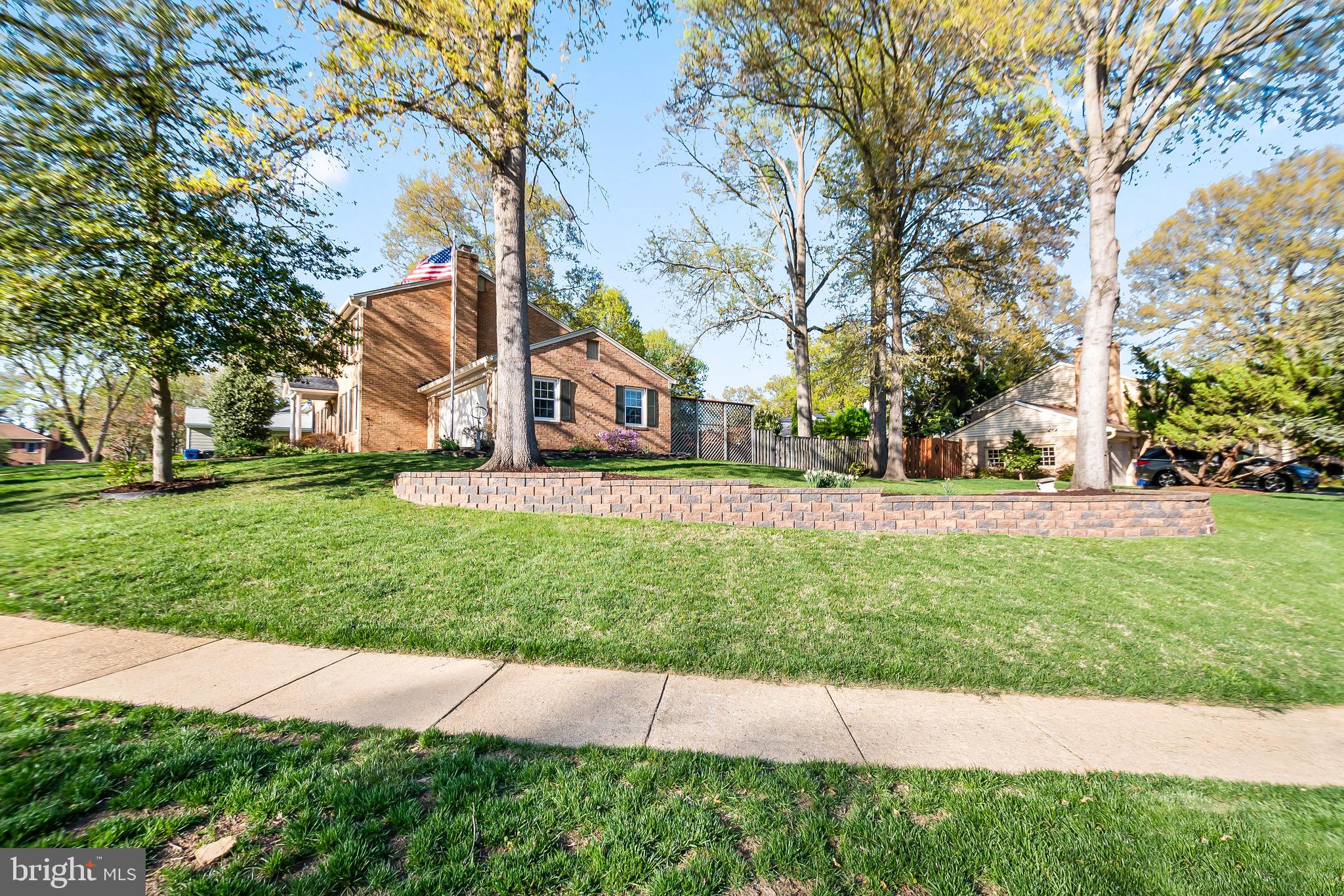 8805 TERESA ANN COURT