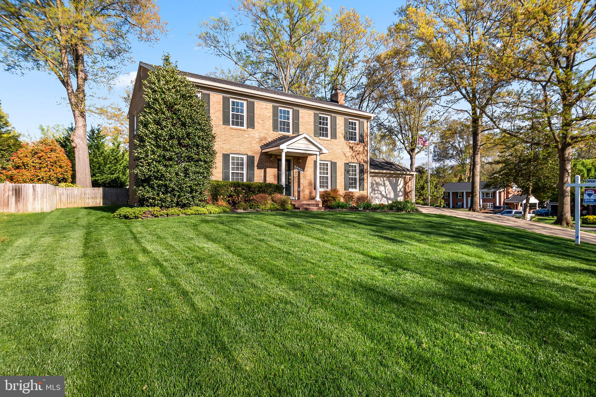 8805 TERESA ANN COURT