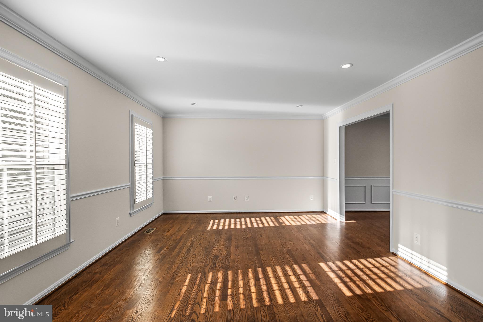 FORT HUNT ESTATES - Residential