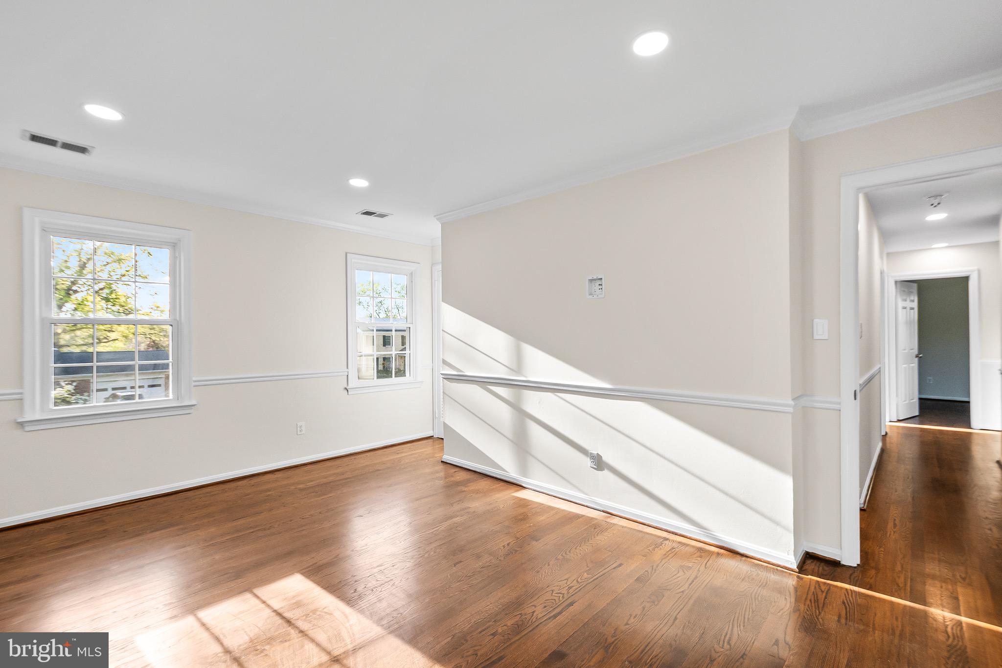 FORT HUNT ESTATES - Residential