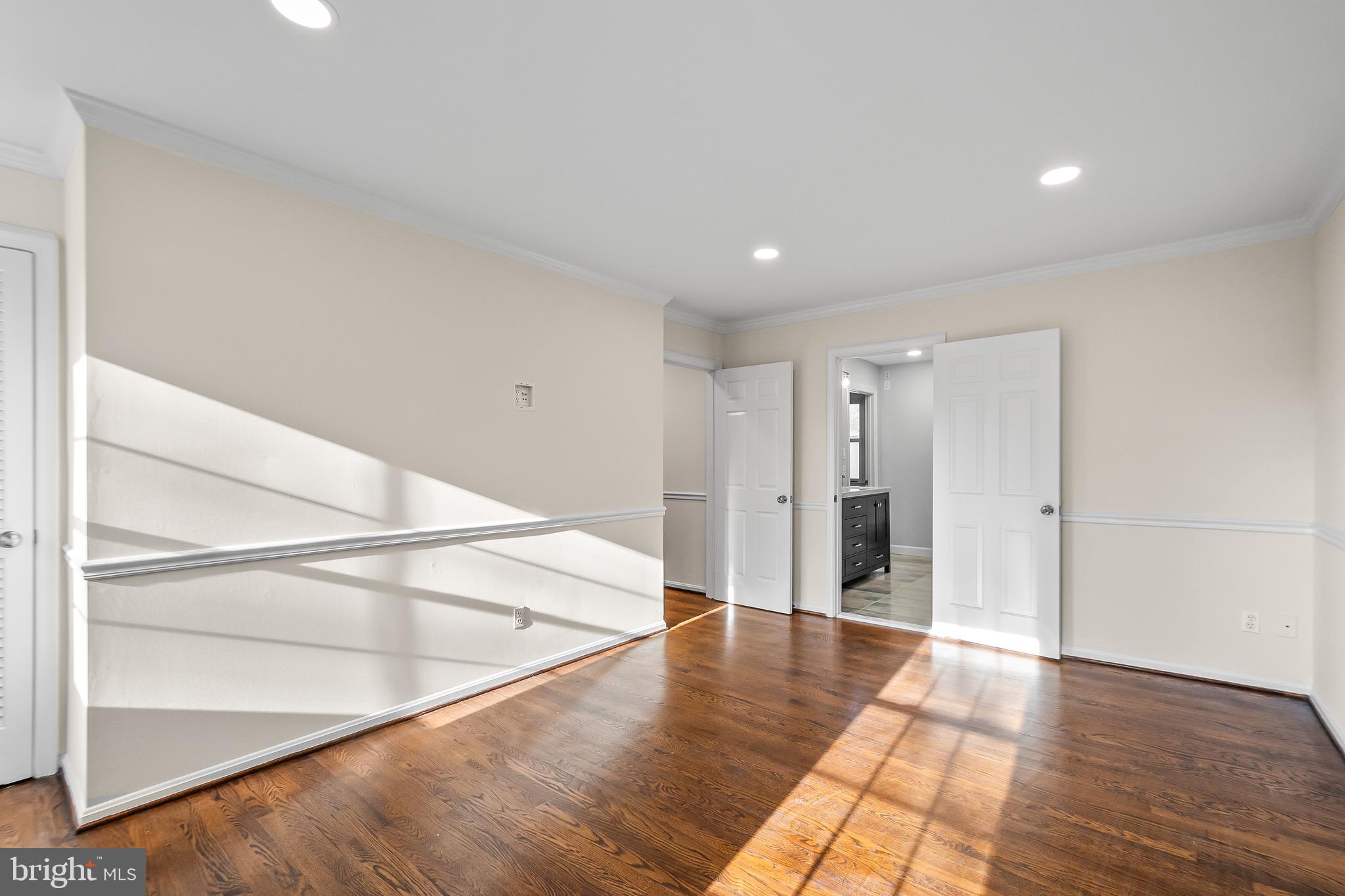 FORT HUNT ESTATES - Residential