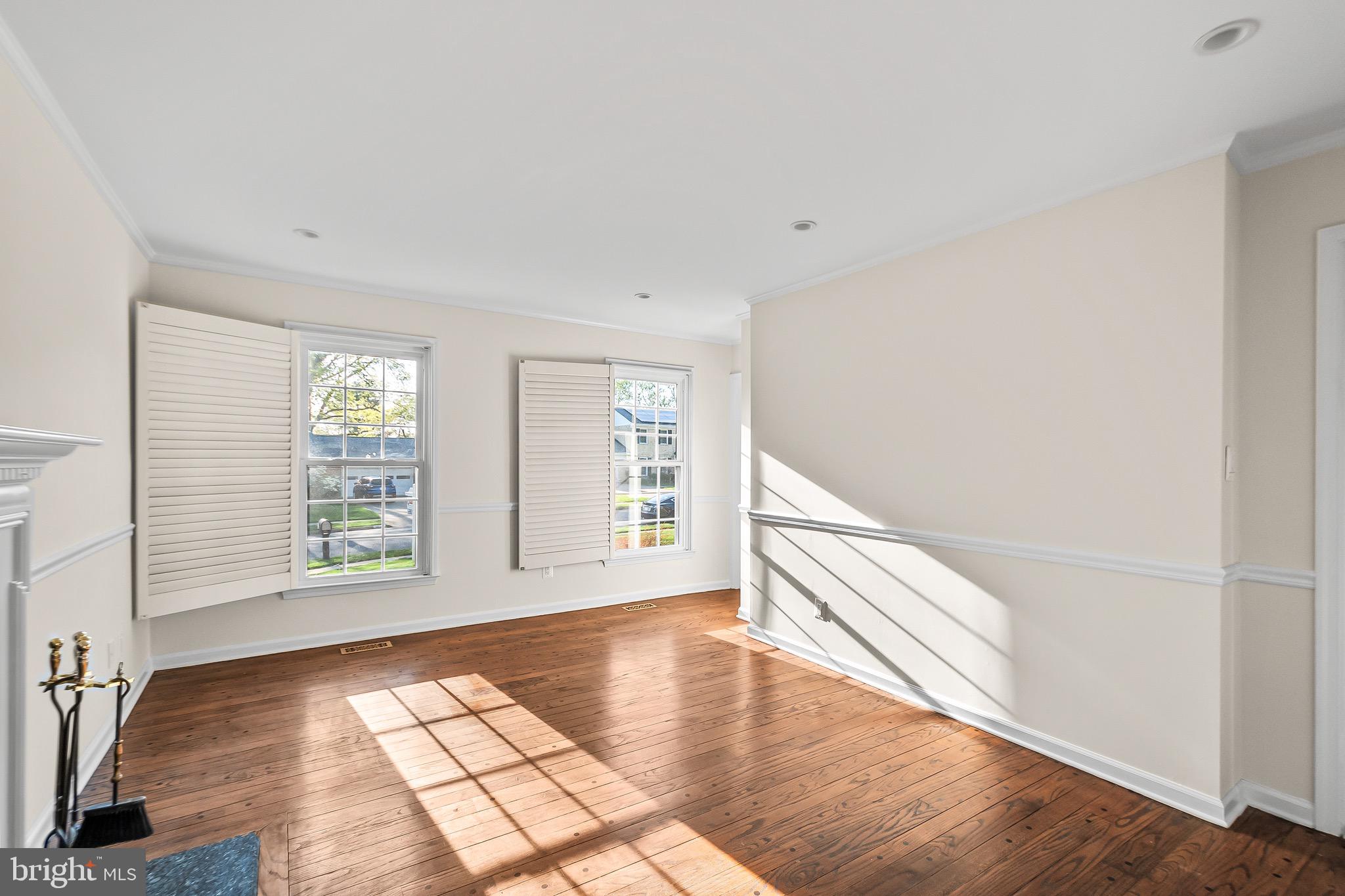 FORT HUNT ESTATES - Residential