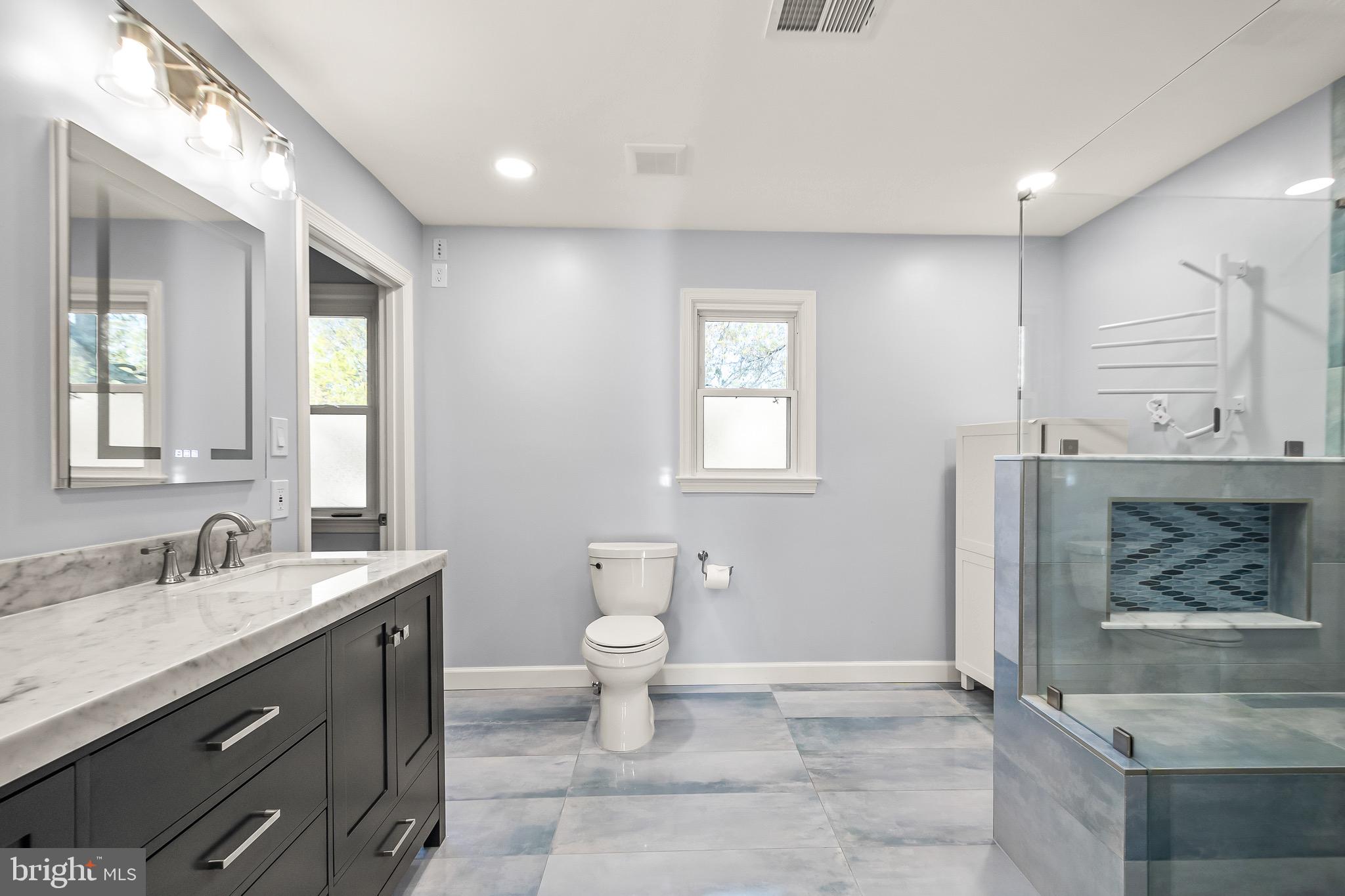 FORT HUNT ESTATES - Residential