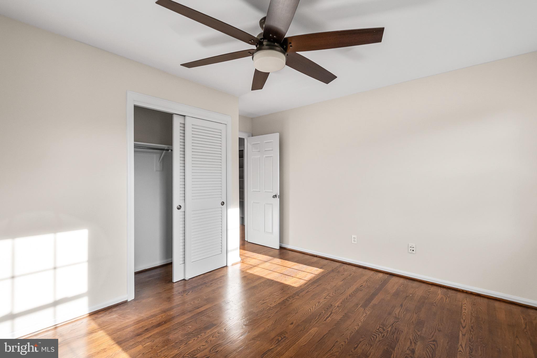 FORT HUNT ESTATES - Residential