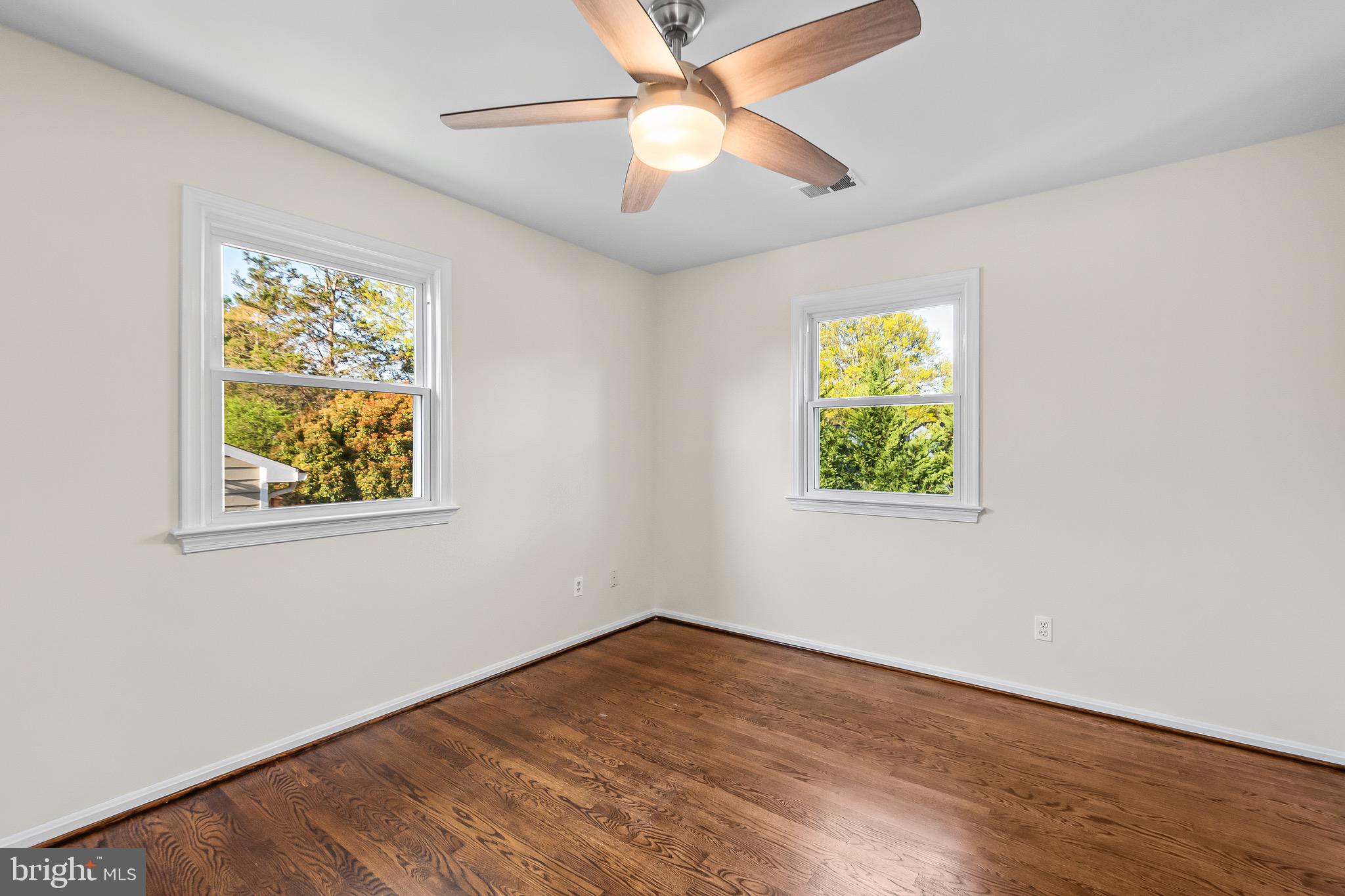 FORT HUNT ESTATES - Residential