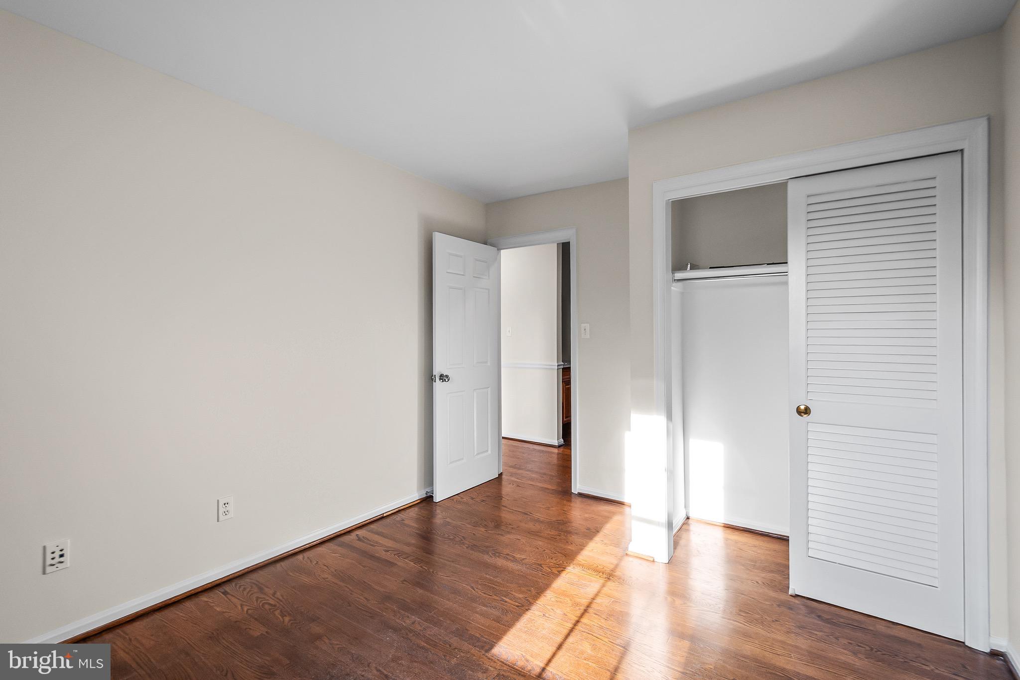 FORT HUNT ESTATES - Residential