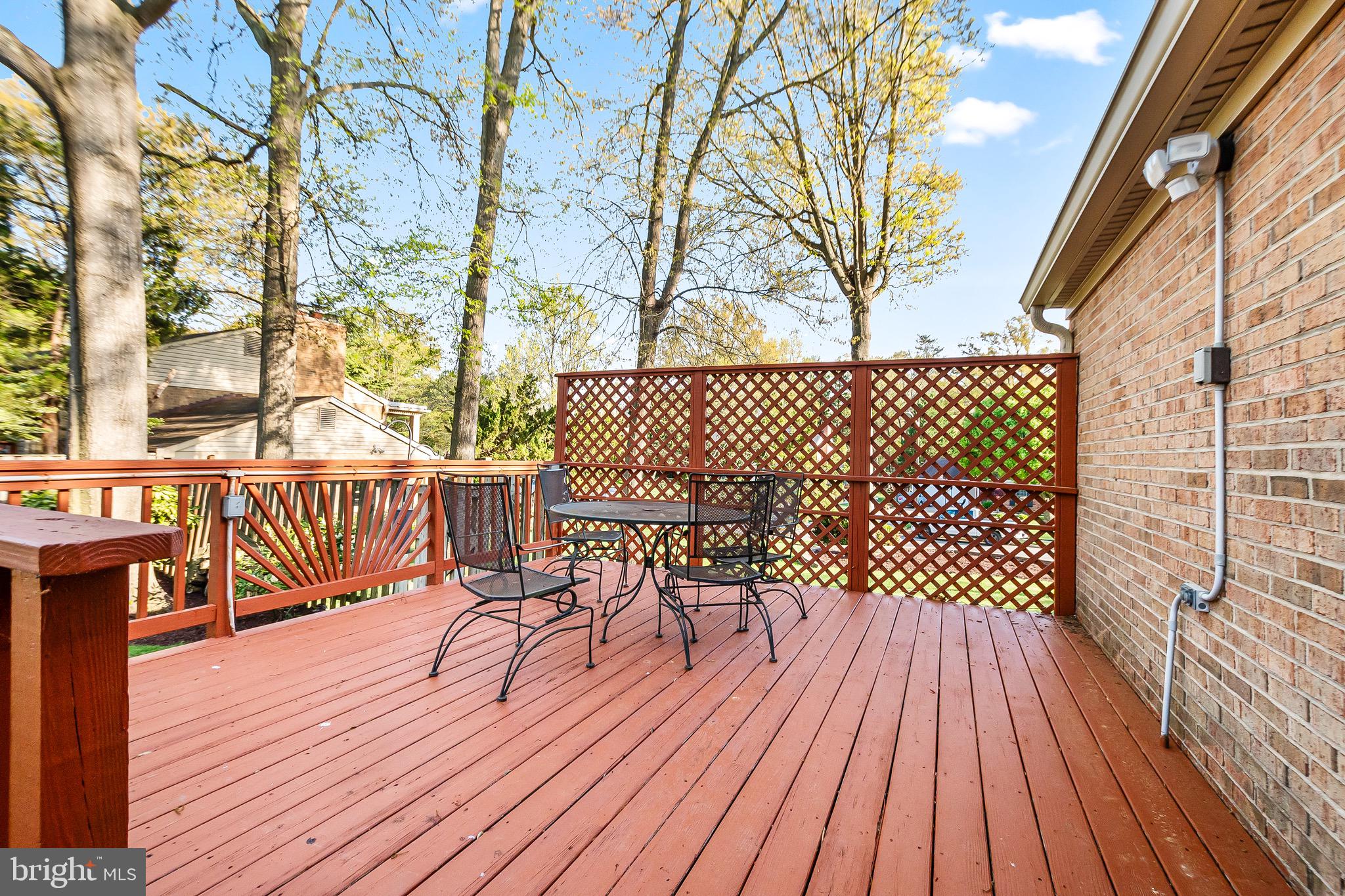 FORT HUNT ESTATES - Residential