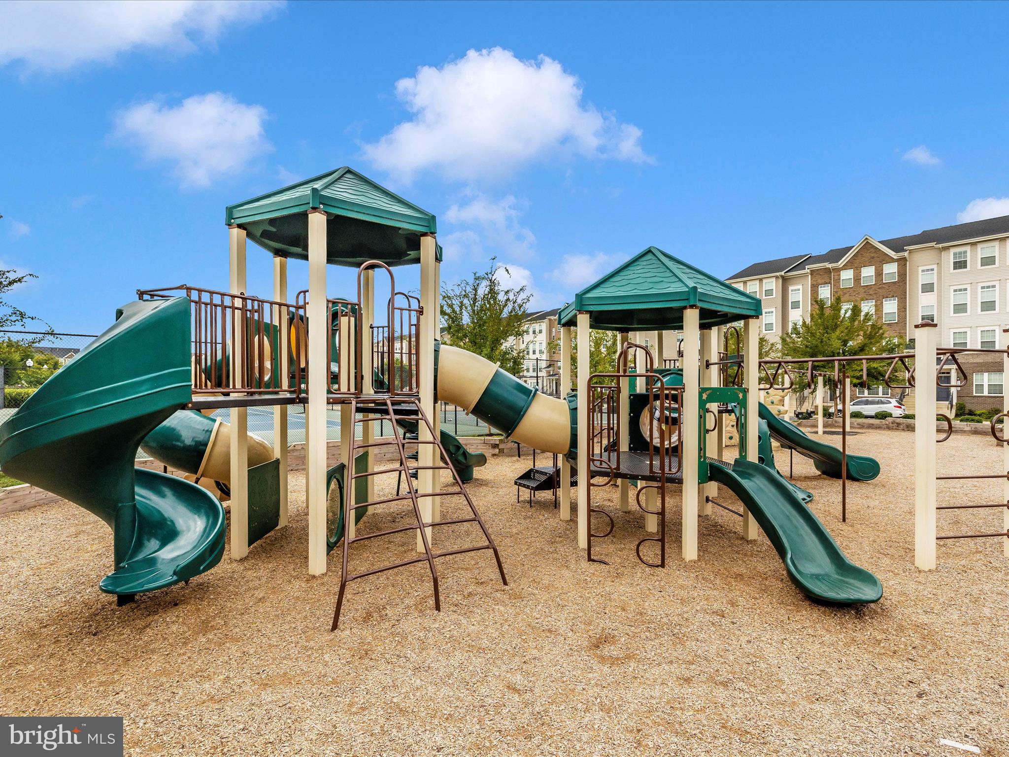 JEFFERSON PLACE - Residential