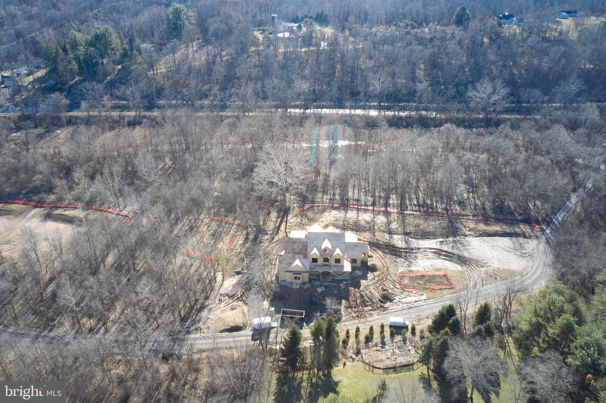 WASHINGTON CROSSING - Residential