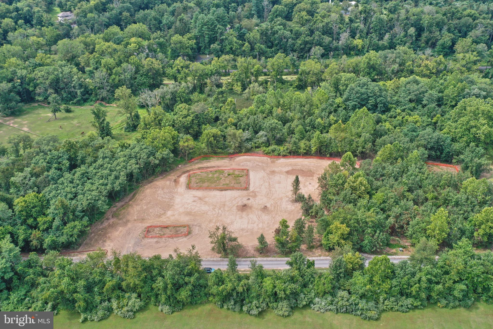 WASHINGTON CROSSING - Residential