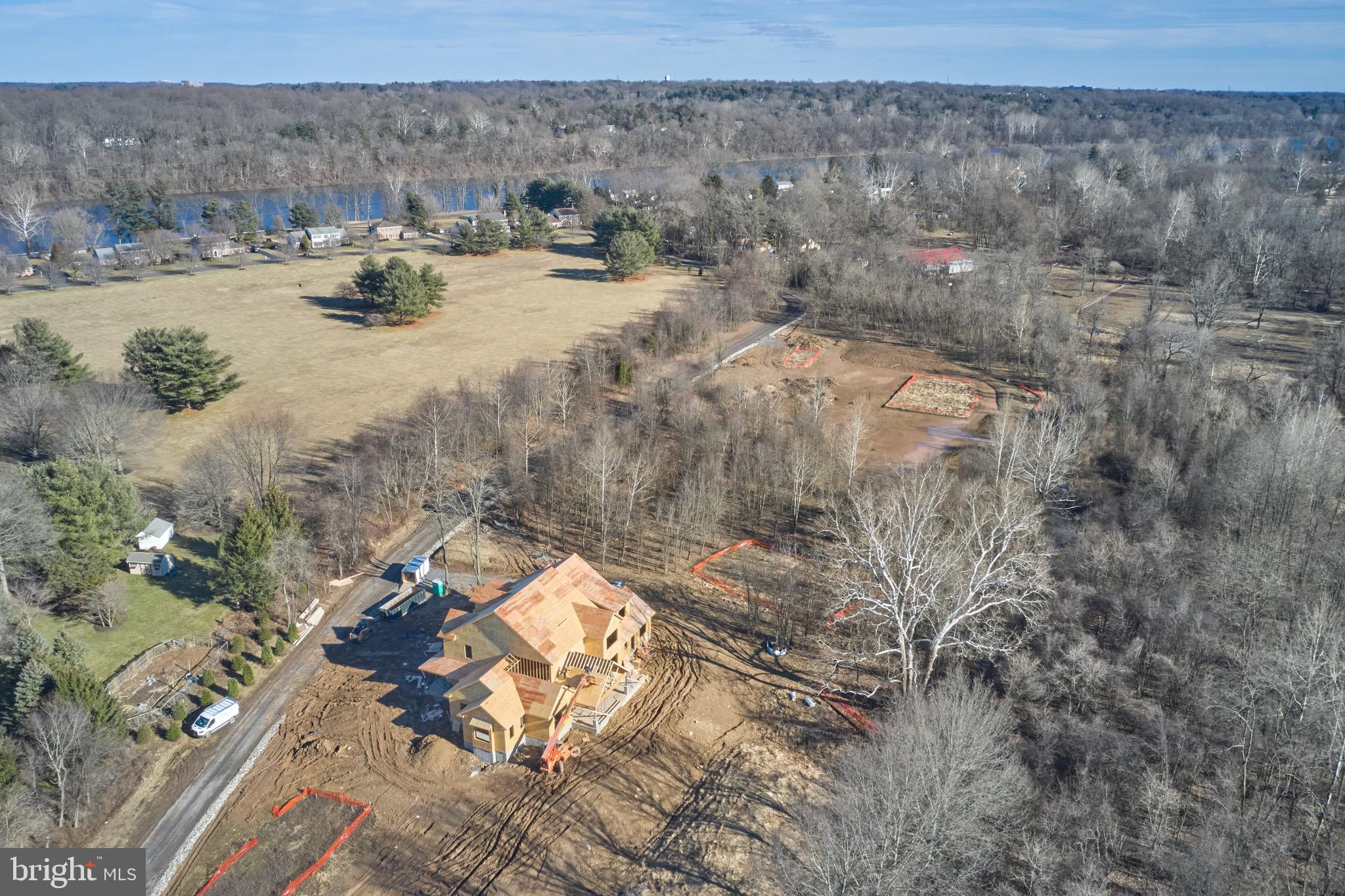 WASHINGTON CROSSING - Residential