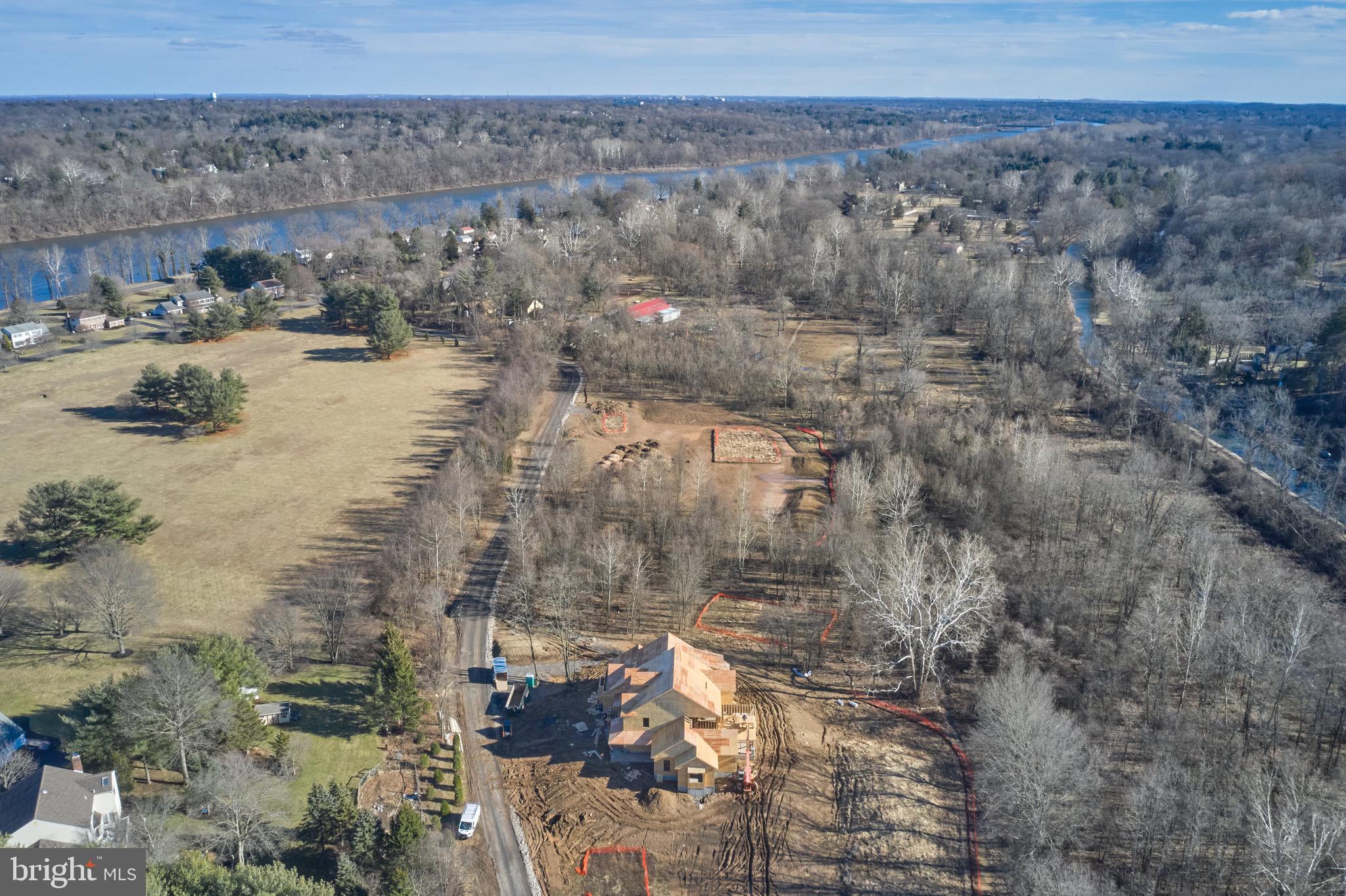 WASHINGTON CROSSING - Residential