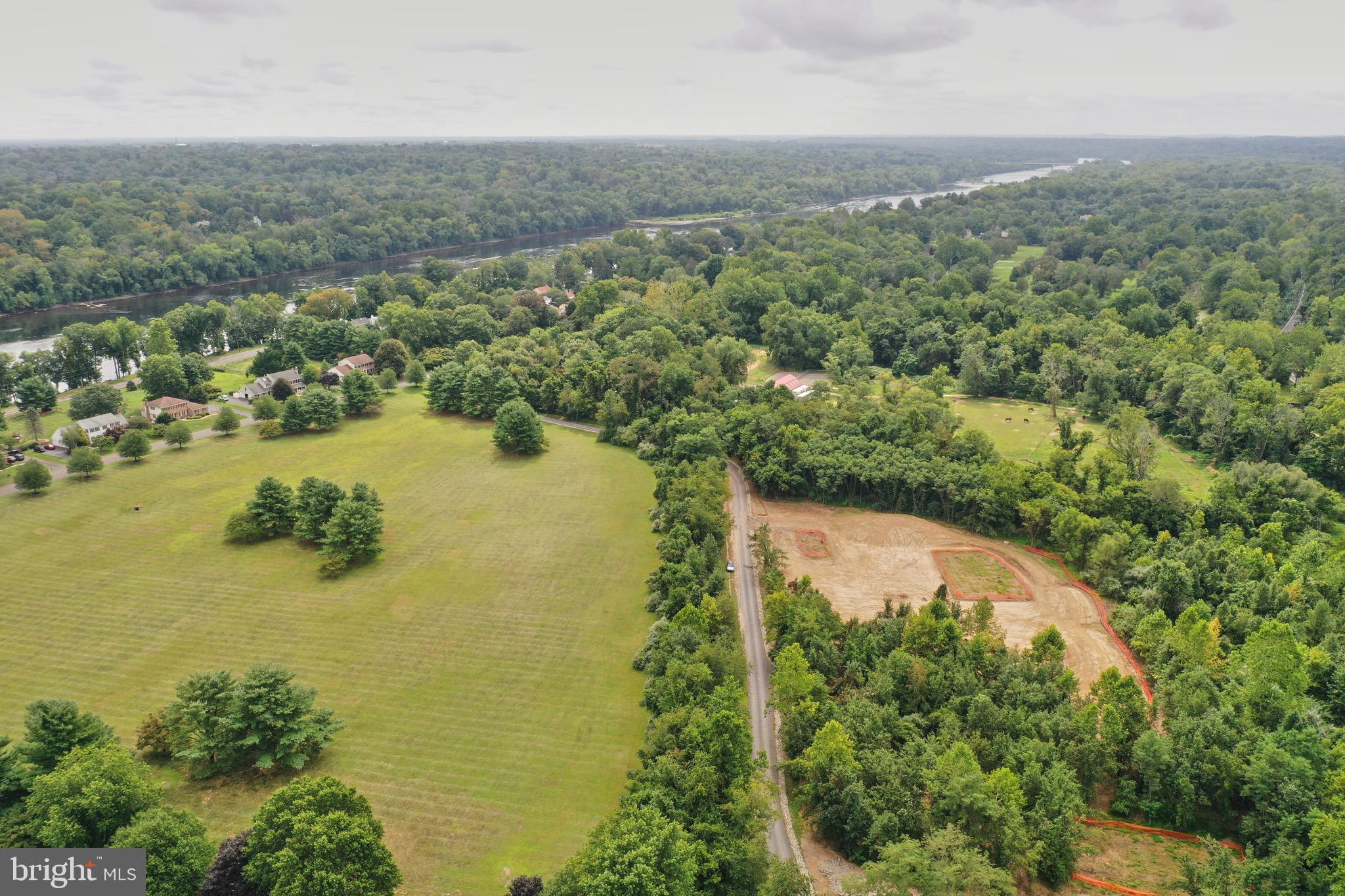 WASHINGTON CROSSING - Residential