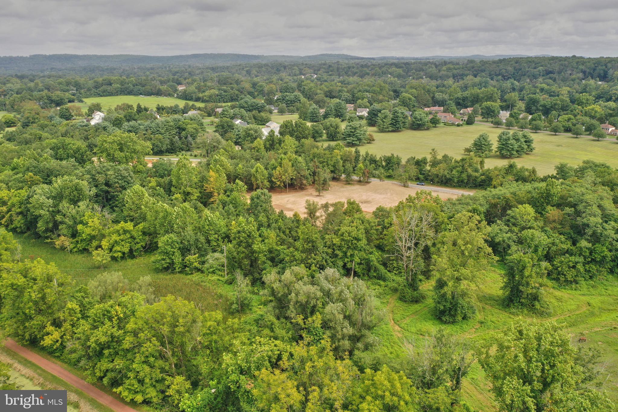 WASHINGTON CROSSING - Residential