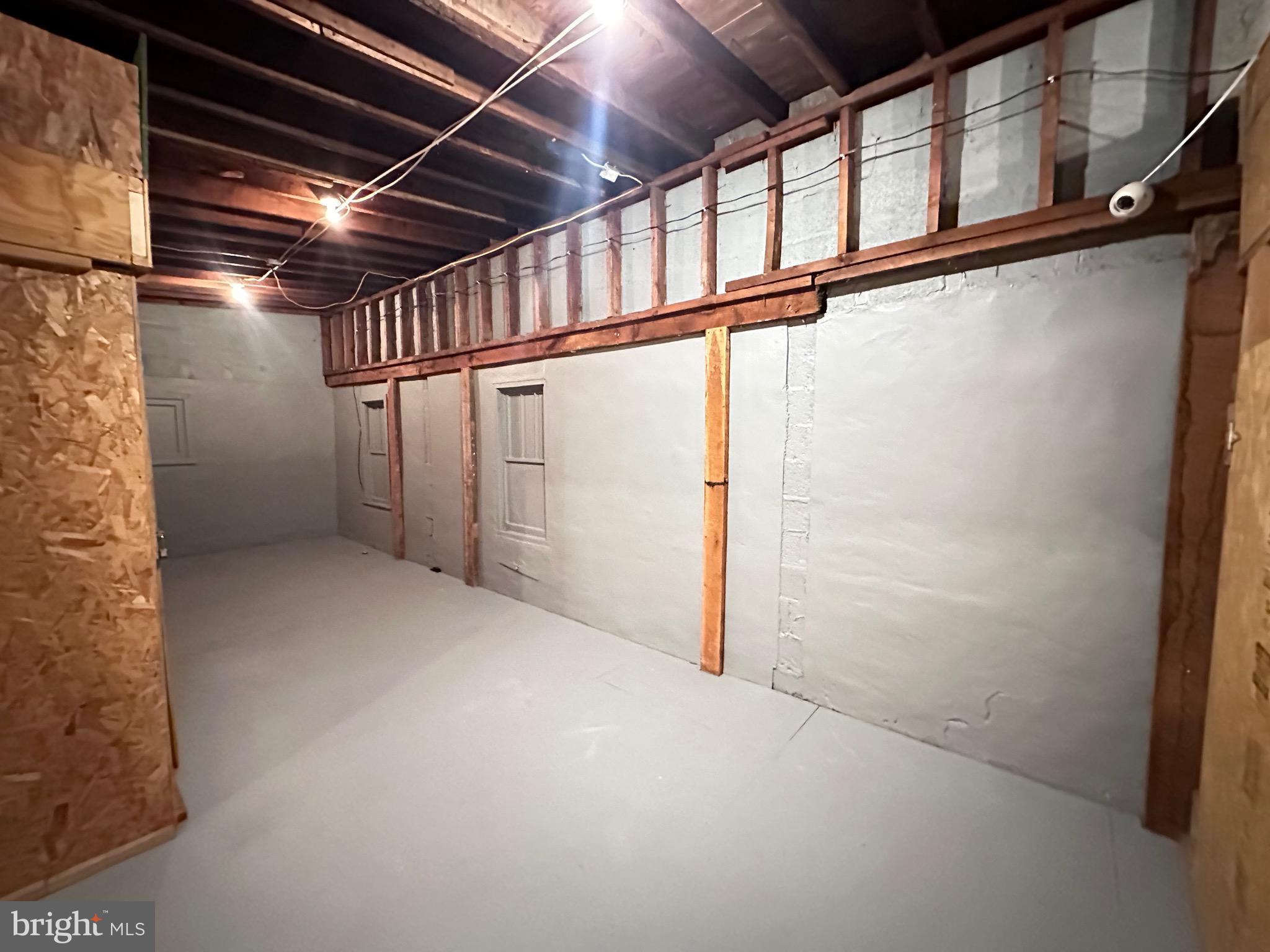 183 ARMSTRONG STREET