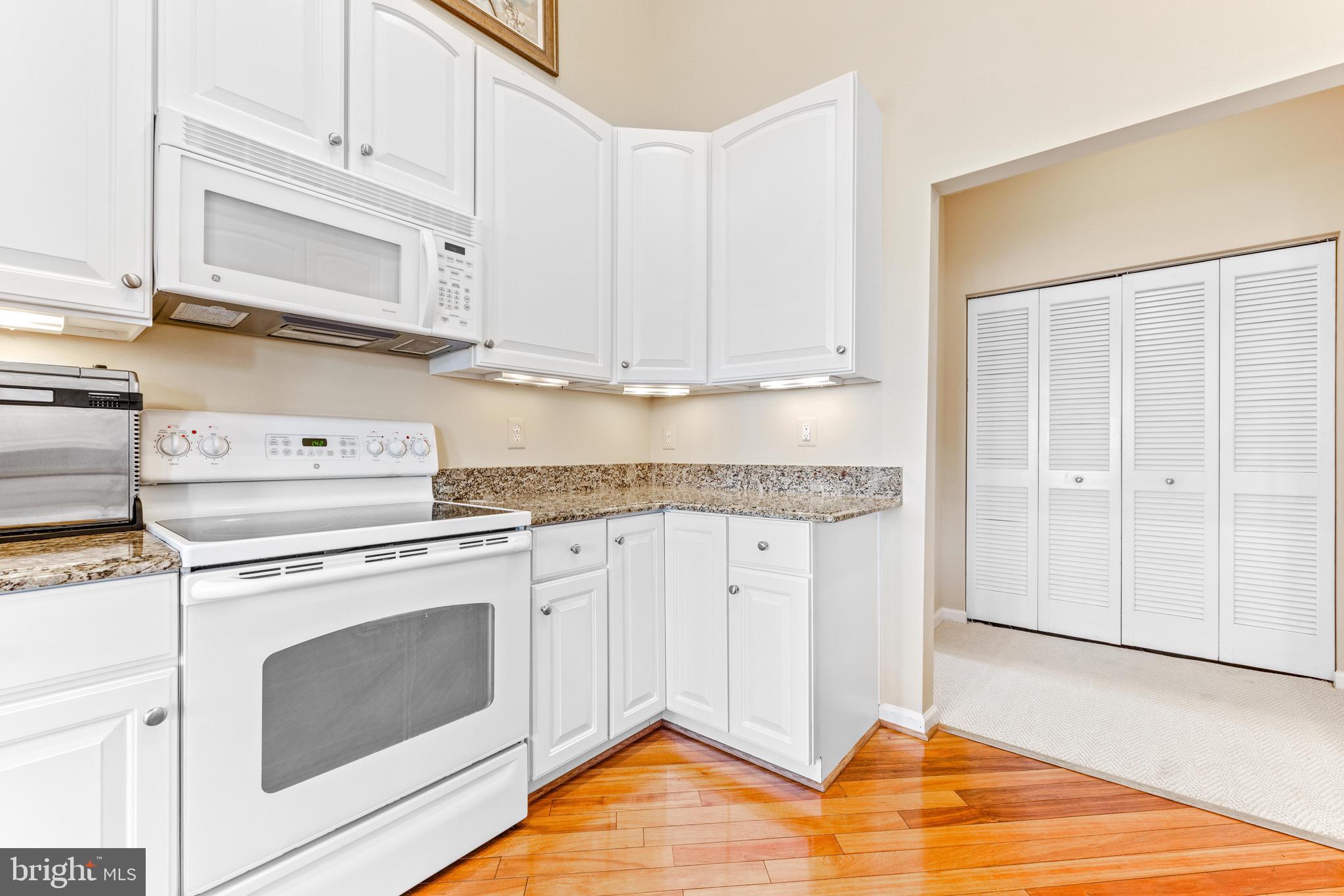 EDEN BROOK - Residential