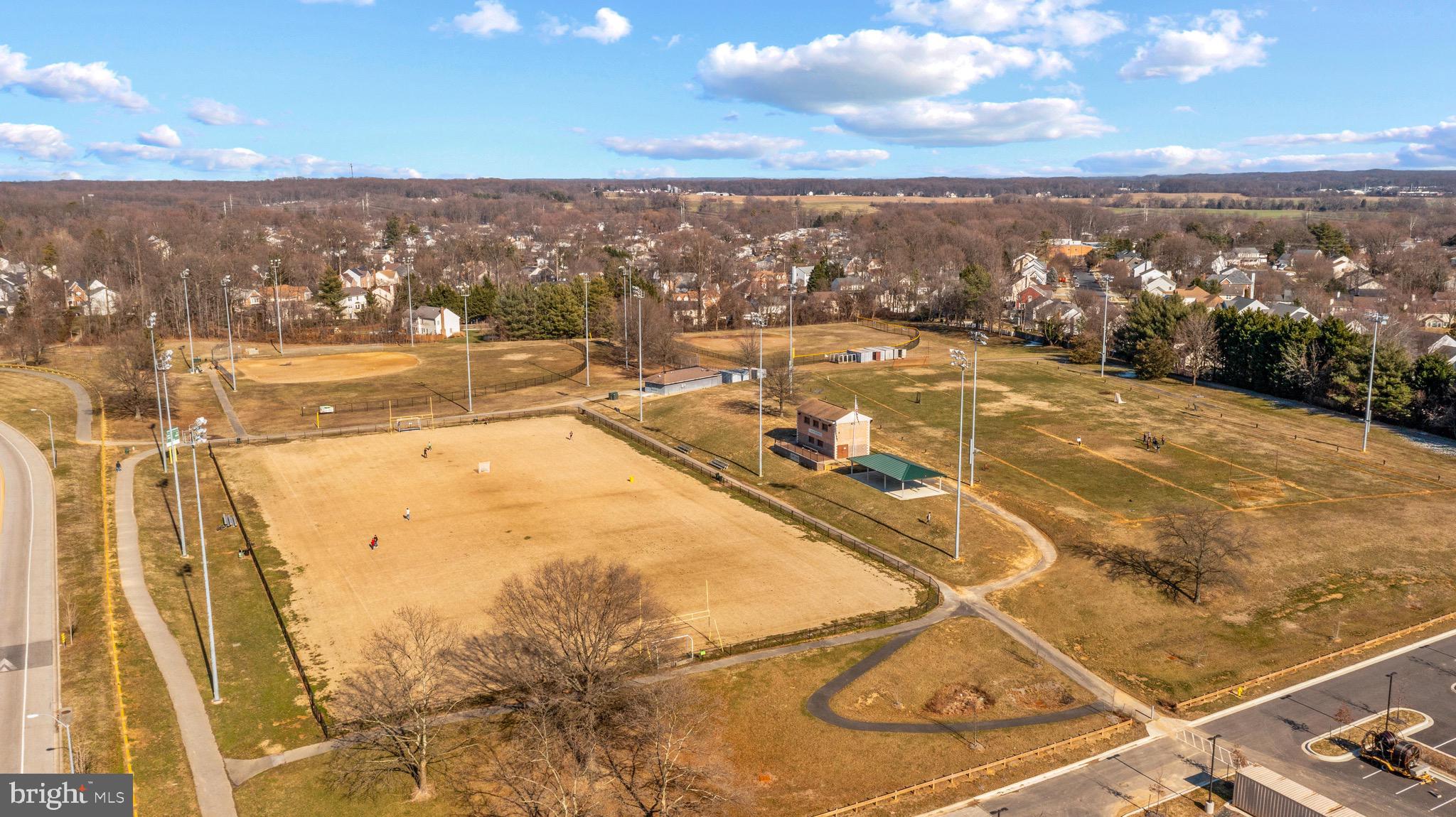 EDEN BROOK - Residential
