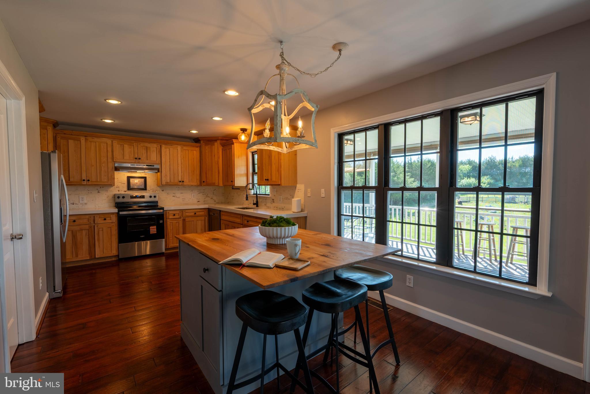 CHERRY HILL - Residential