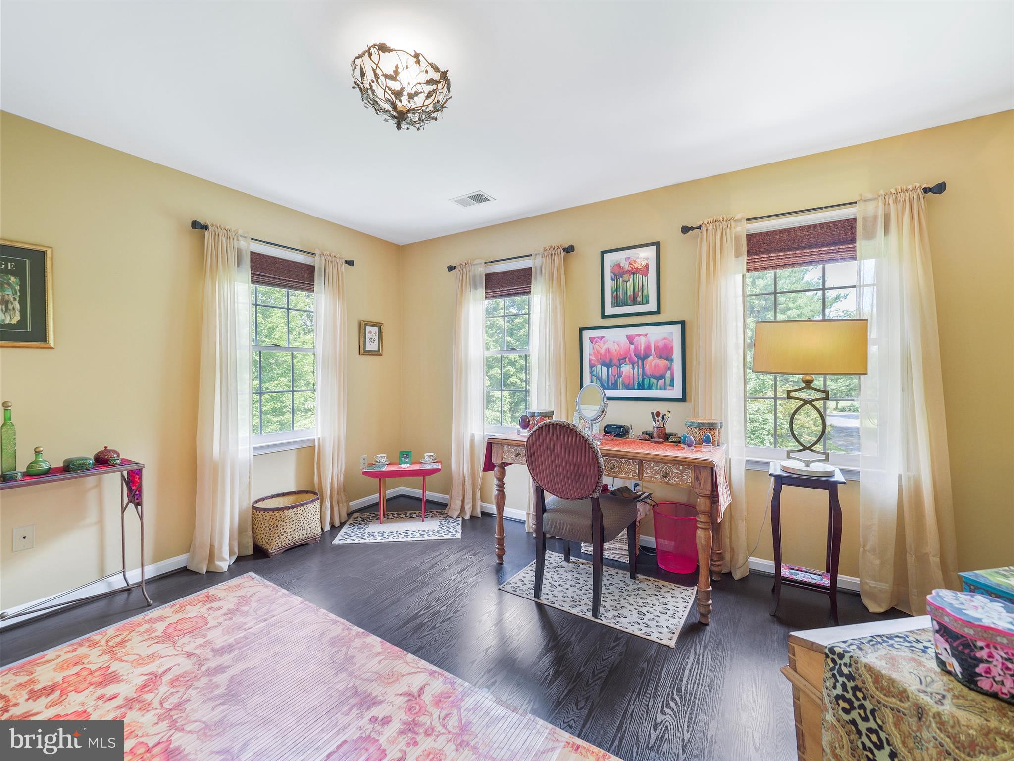 GLENN MEADOWS - Residential