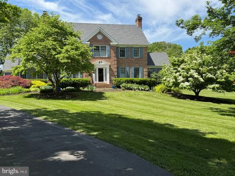 211 HERITAGE DRIVE SHEPHERDSTOWN WV 25443