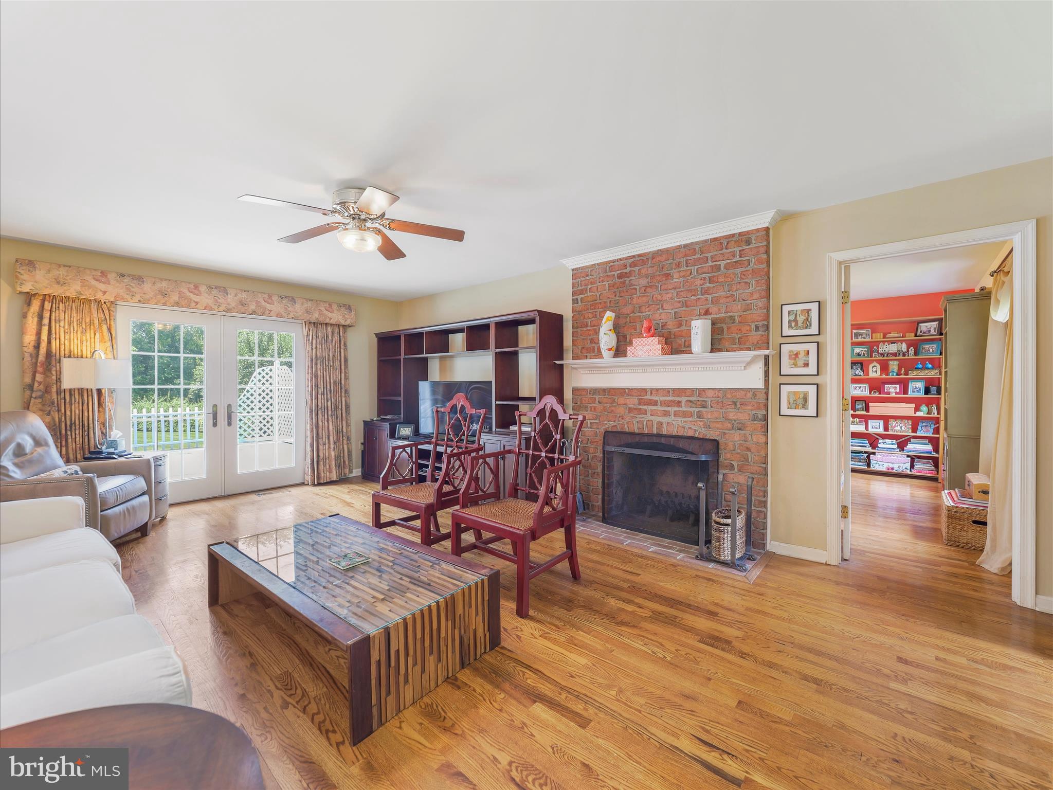 GLENN MEADOWS - Residential