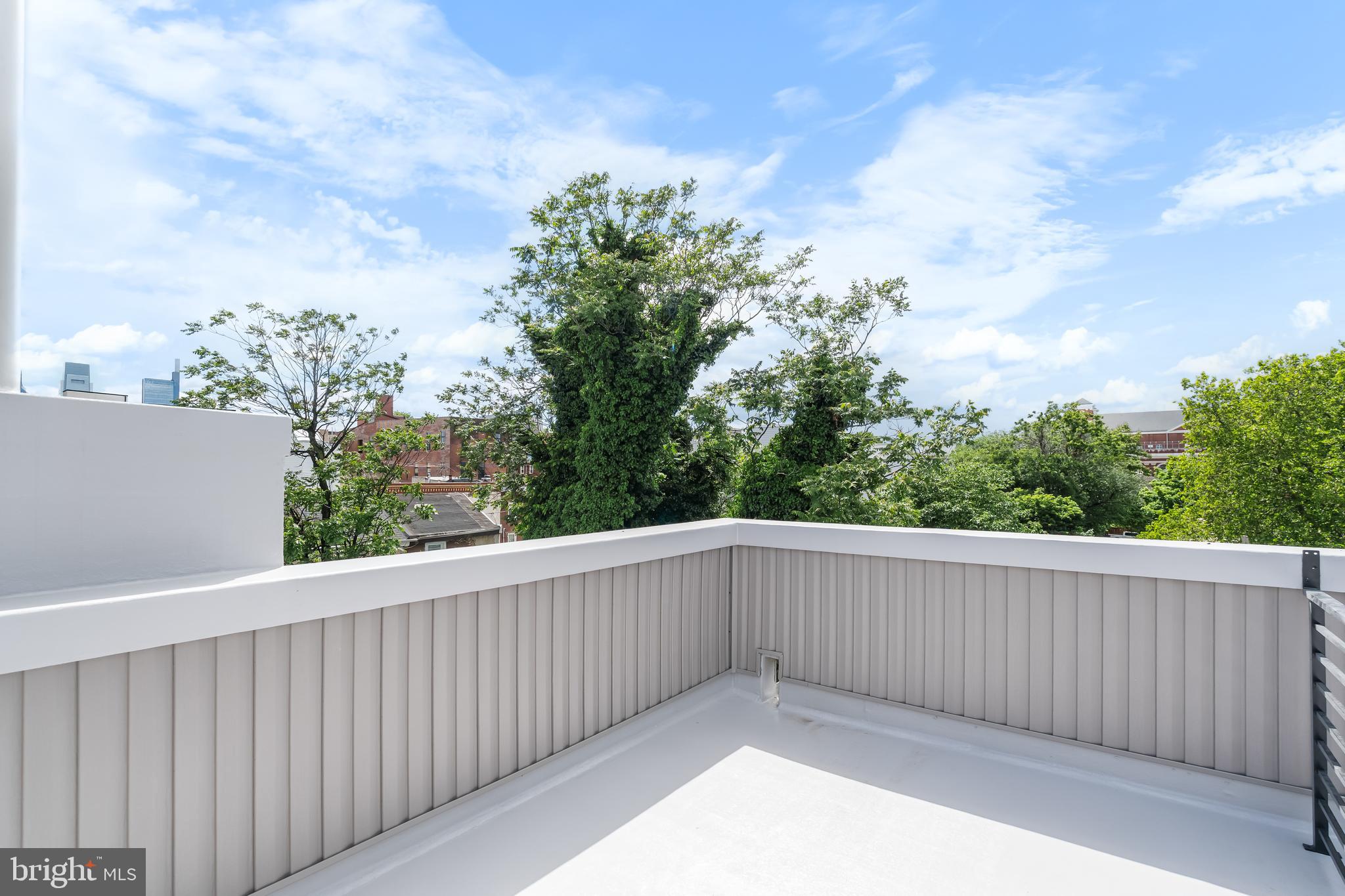 PHILADELPHIA (NORTH) - Residential Lease