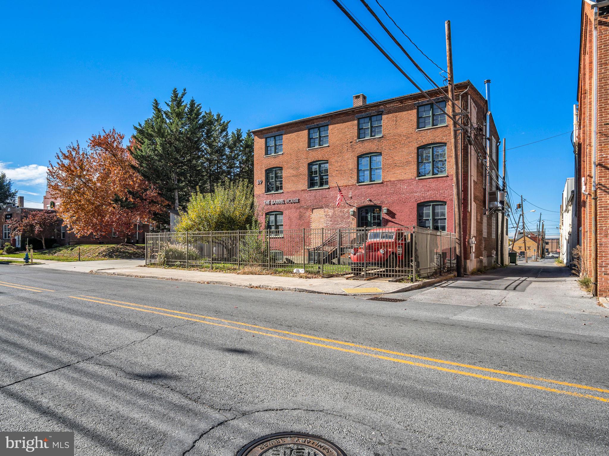CHAMBERSBURG BOROUGH - Commercial Sale