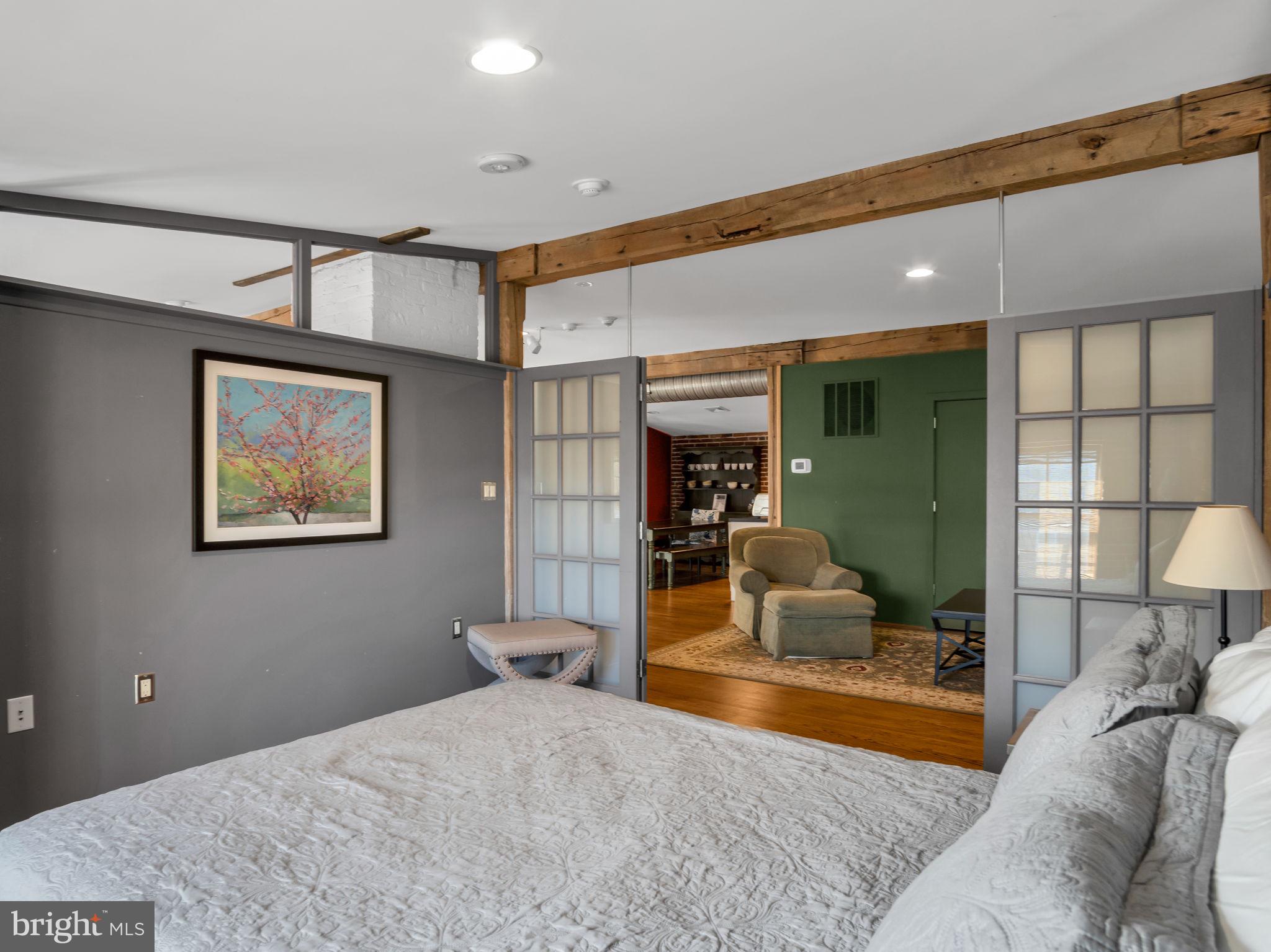 CHAMBERSBURG BOROUGH - Commercial Sale