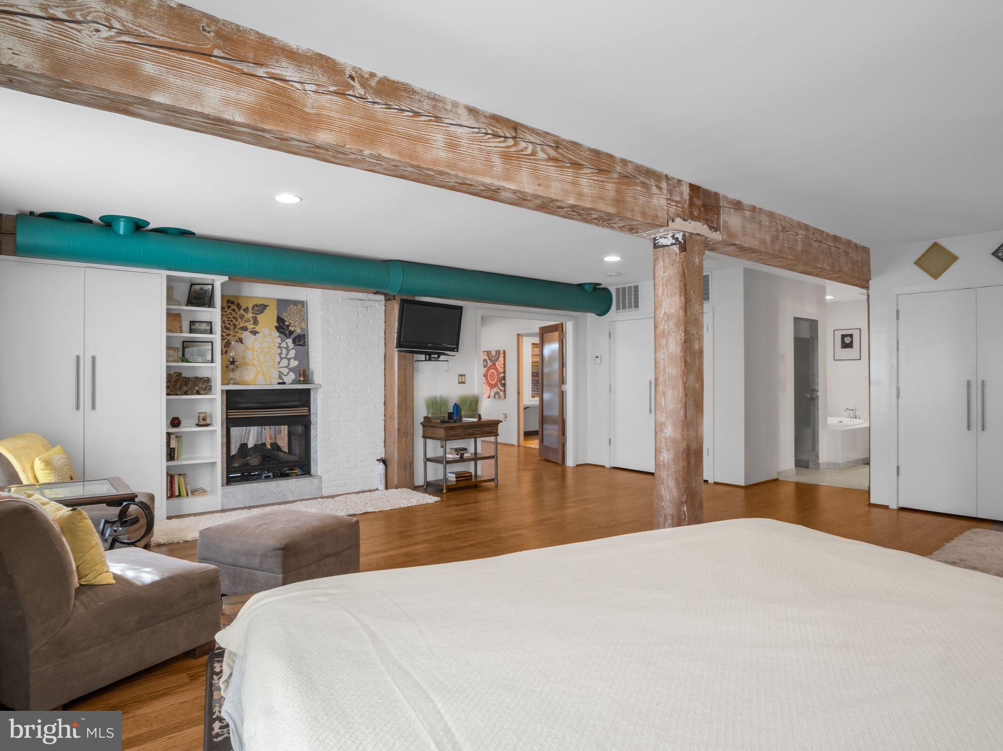 CHAMBERSBURG BOROUGH - Commercial Sale