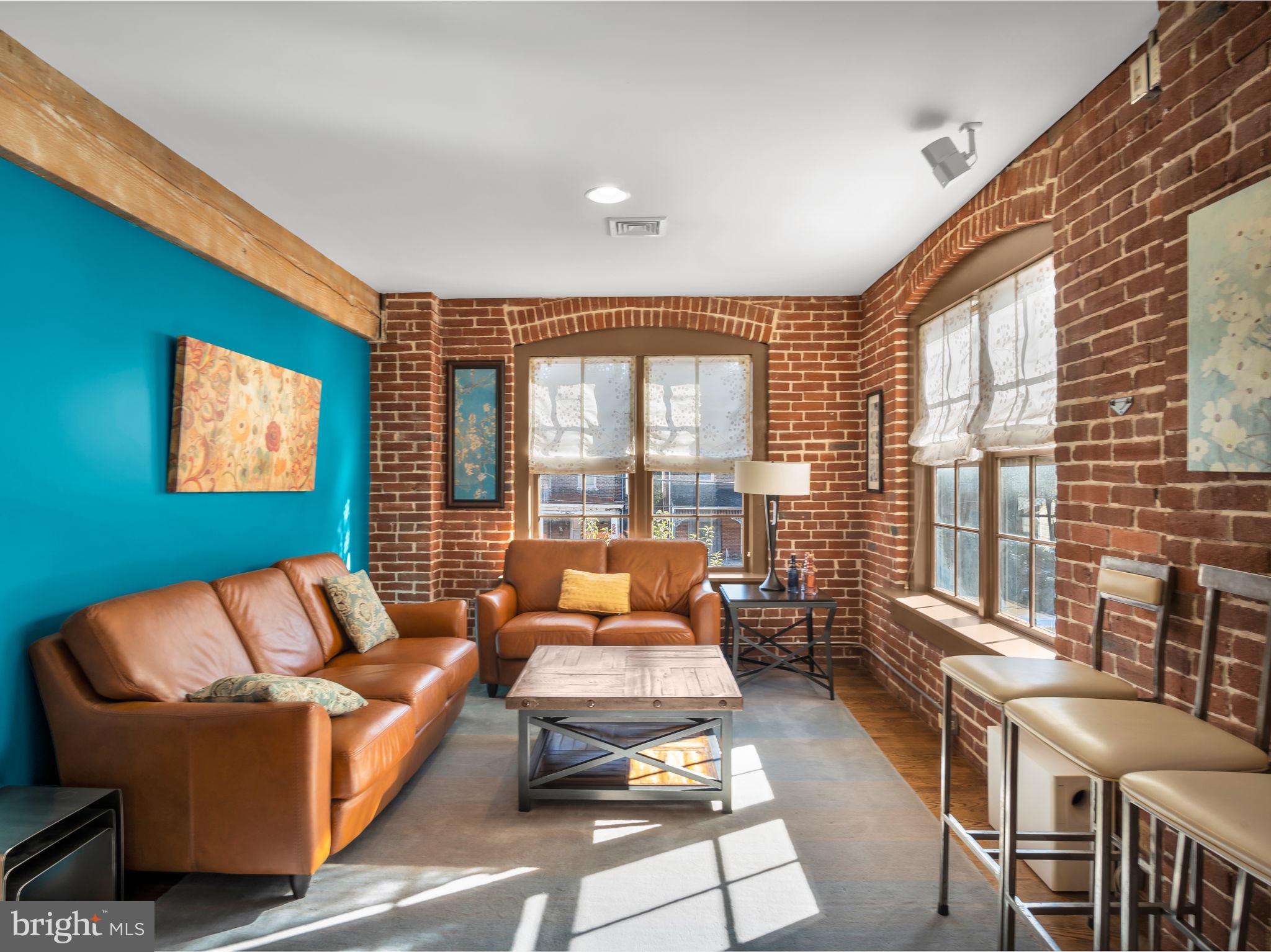 CHAMBERSBURG BOROUGH - Commercial Sale