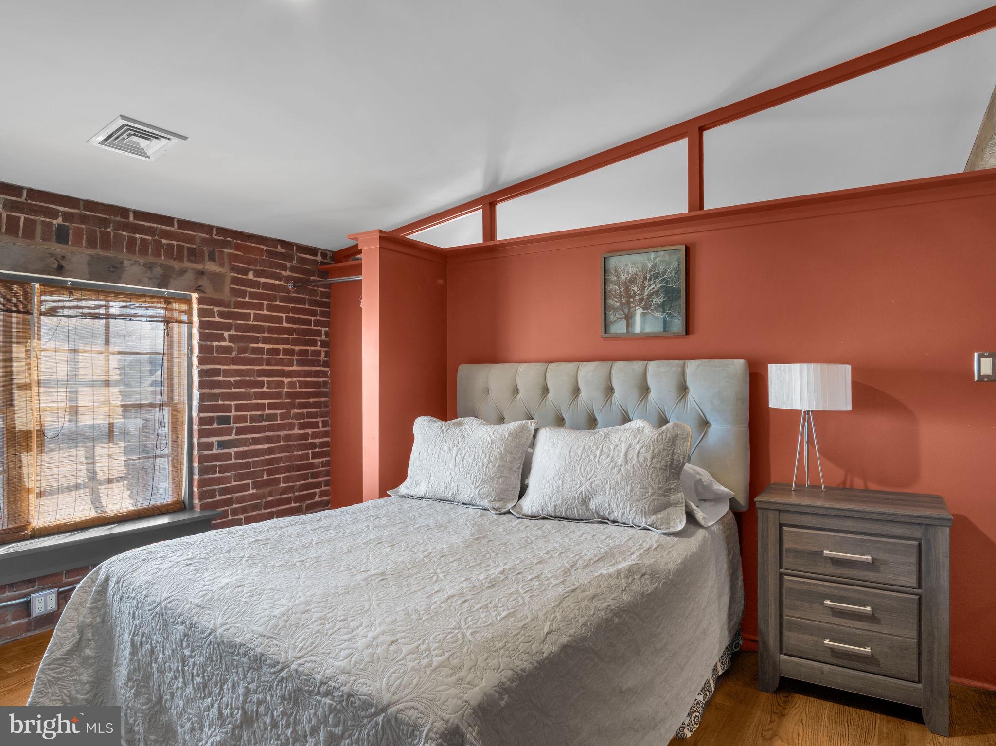 CHAMBERSBURG BOROUGH - Commercial Sale