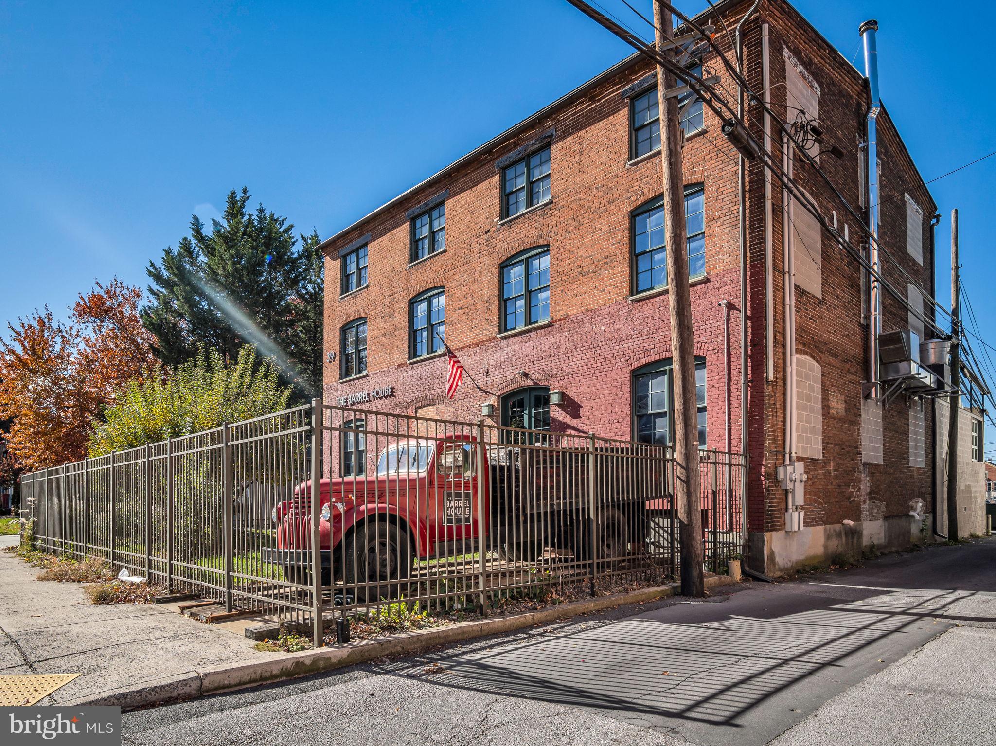 CHAMBERSBURG BOROUGH - Commercial Sale