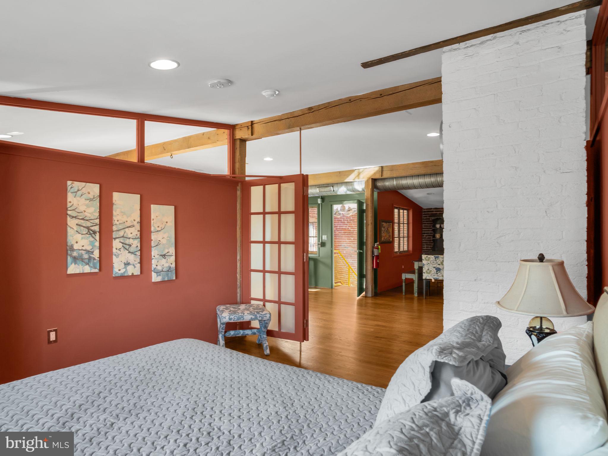 CHAMBERSBURG BOROUGH - Commercial Sale