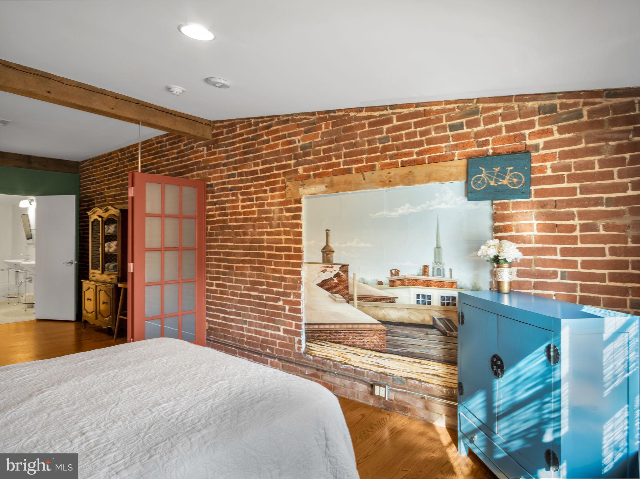 CHAMBERSBURG BOROUGH - Commercial Sale