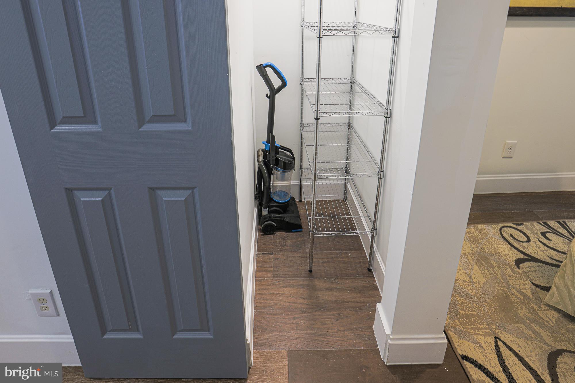 MIDTOWN EDMONDSON - Residential