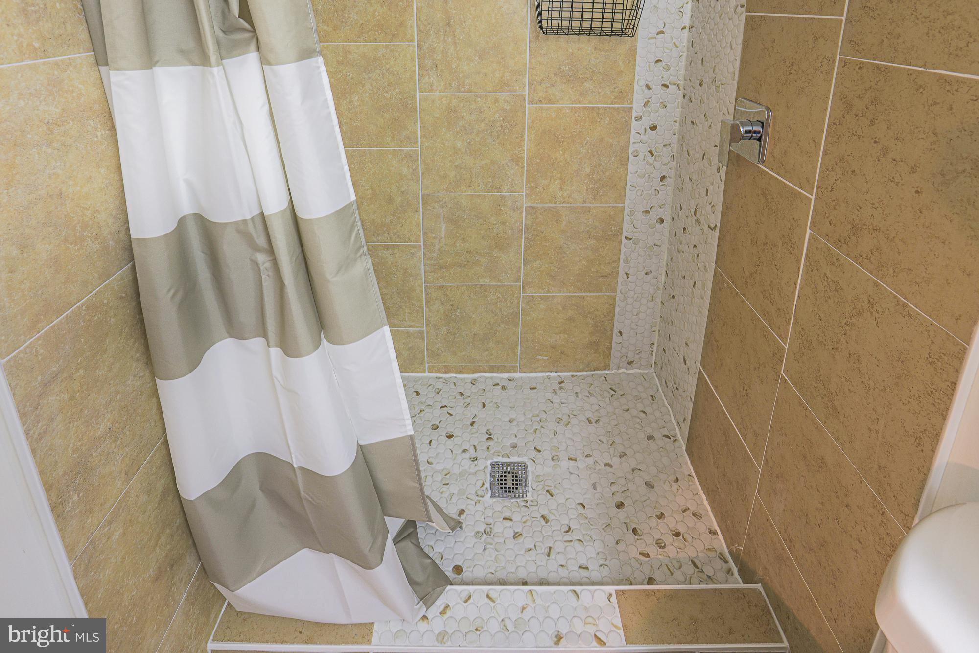 MIDTOWN EDMONDSON - Residential