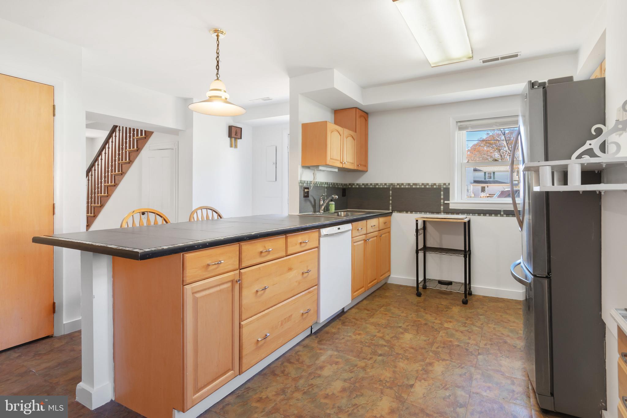 ROCK HALL - Residential